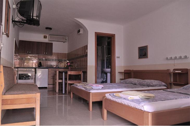 Photo 29