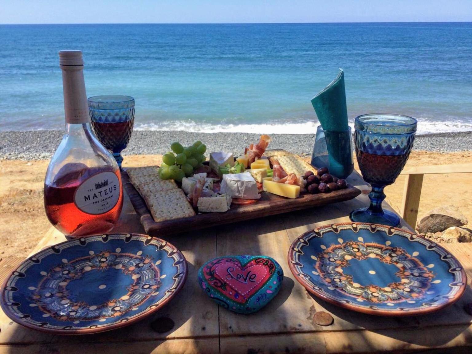 Shambala Beach House-where mountains meet the sea