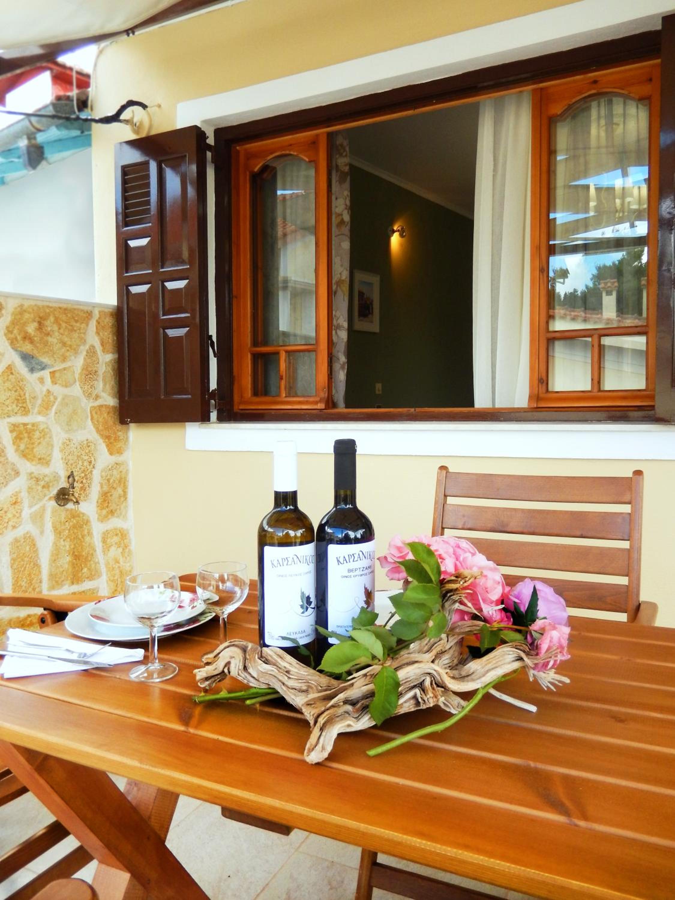 Portico Cozy Home view 5