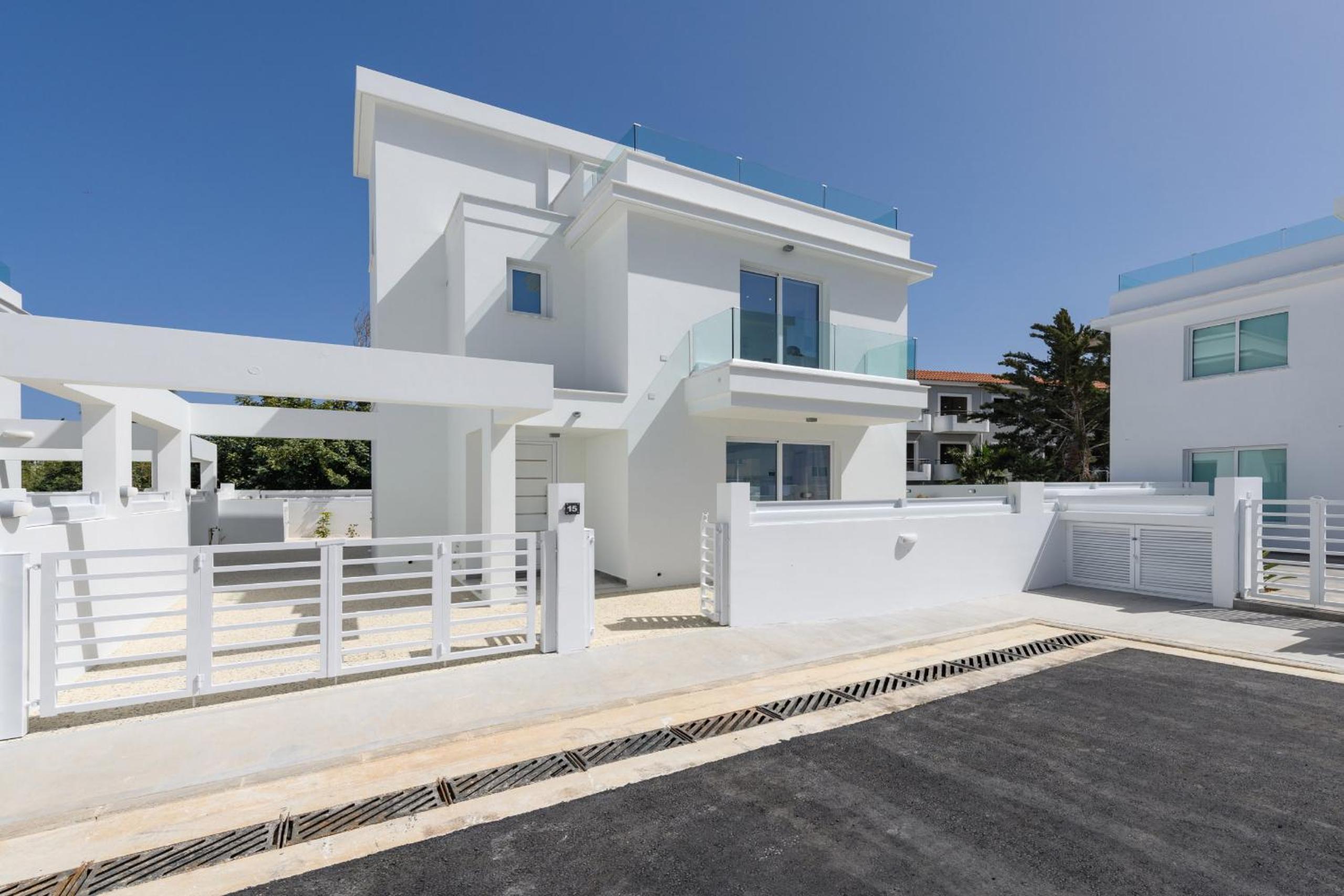 Green Bay Villa #13