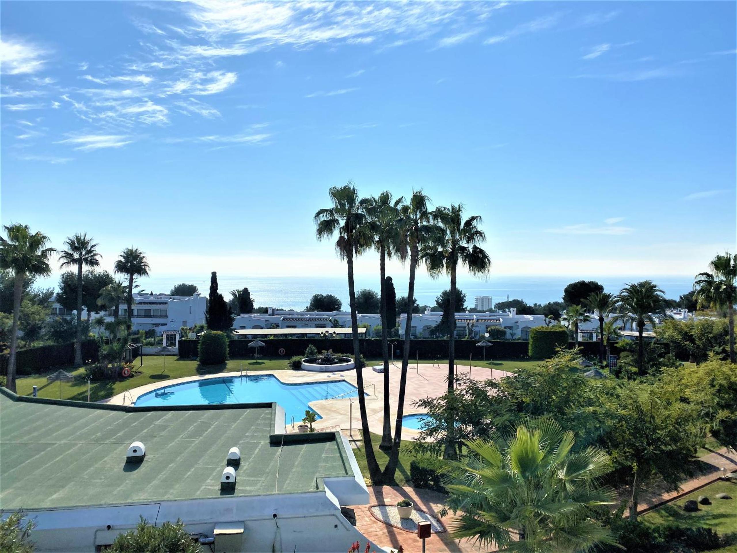 Top Floor Apartment - Amazing Sea View view 3