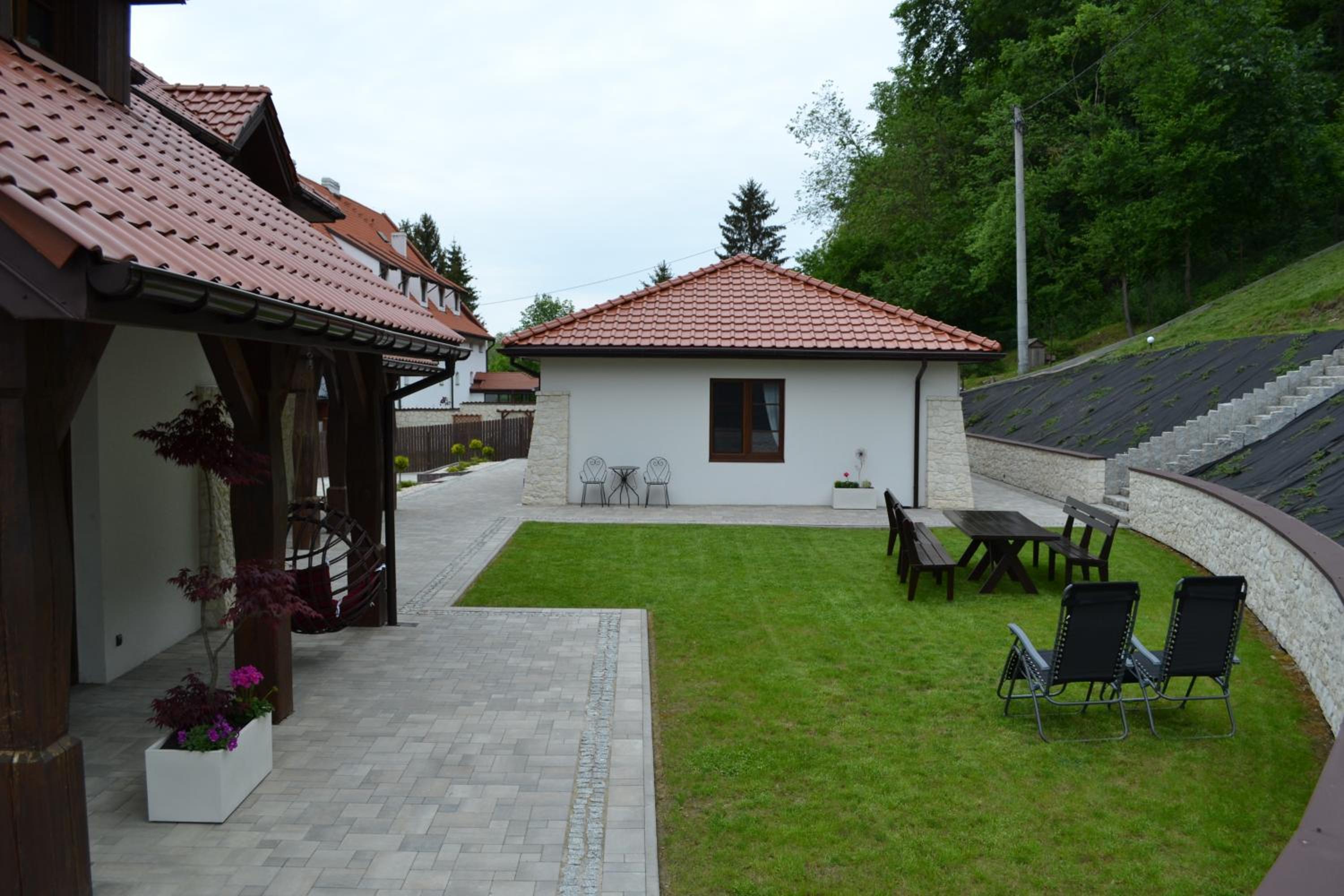outdoor BBQ area