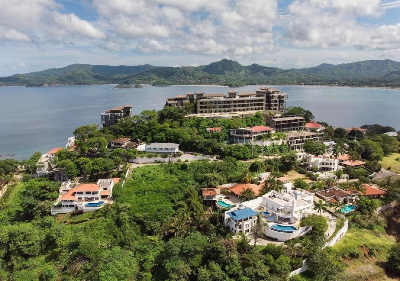Playa Flamingo penthouse with pacific sunset views - Flamingo Rose Vista
