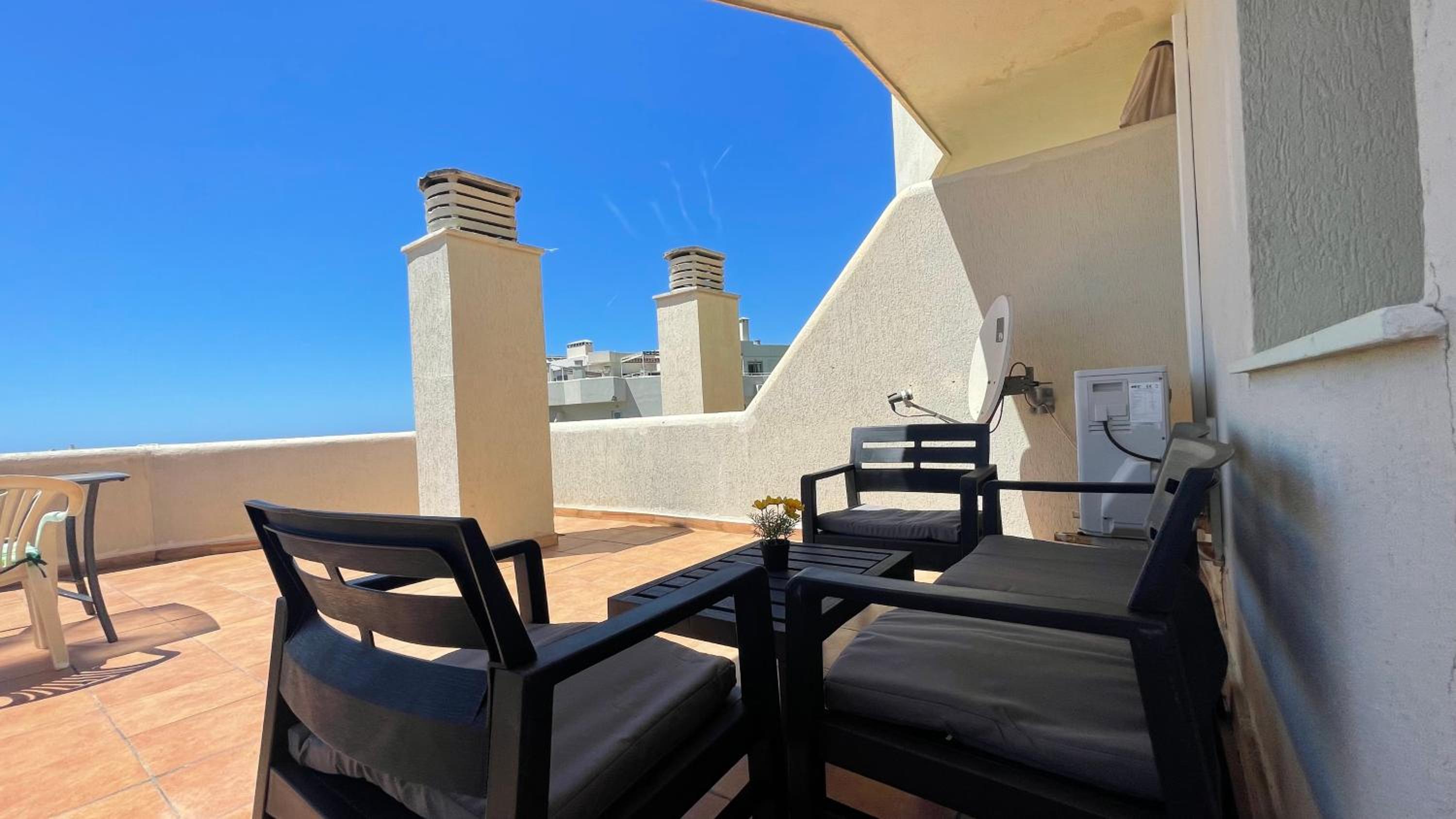 penthouse benal beach
