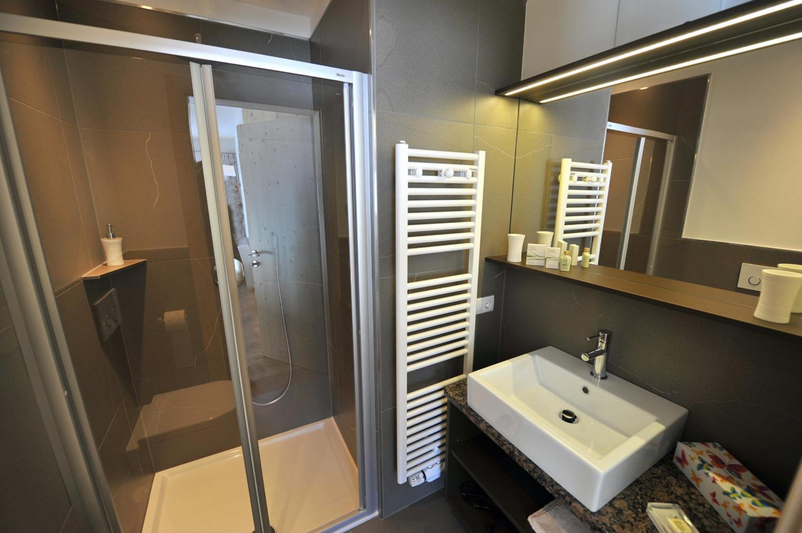 Apartments Cesa Leni