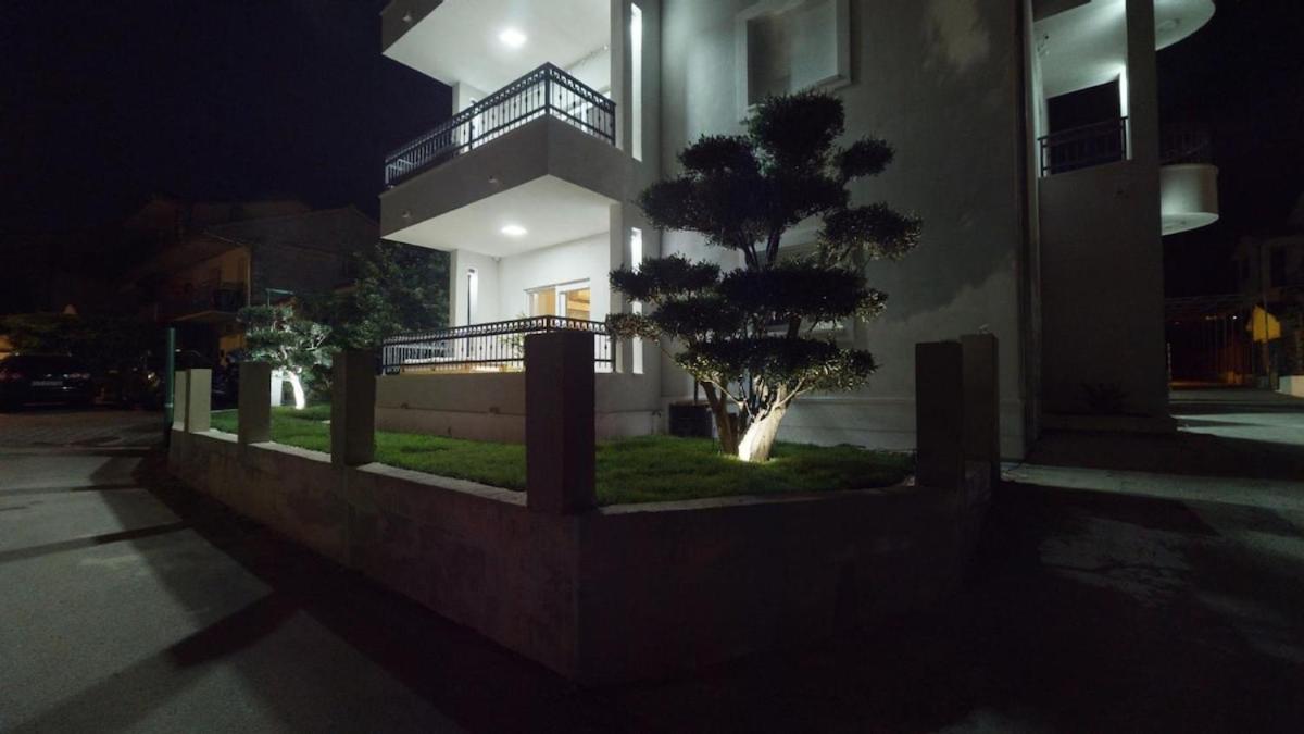 Photo 52