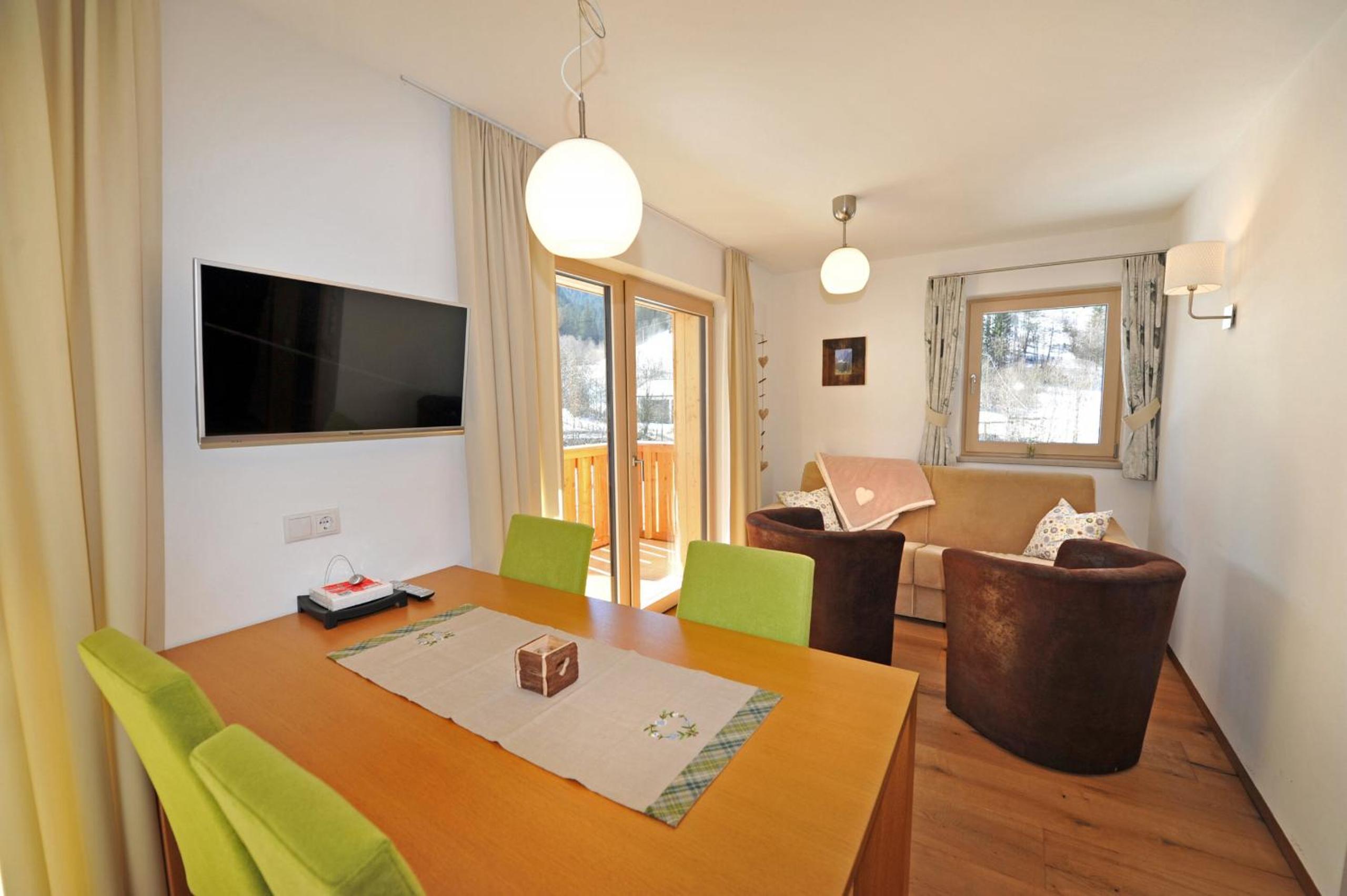 Apartments Cesa Leni