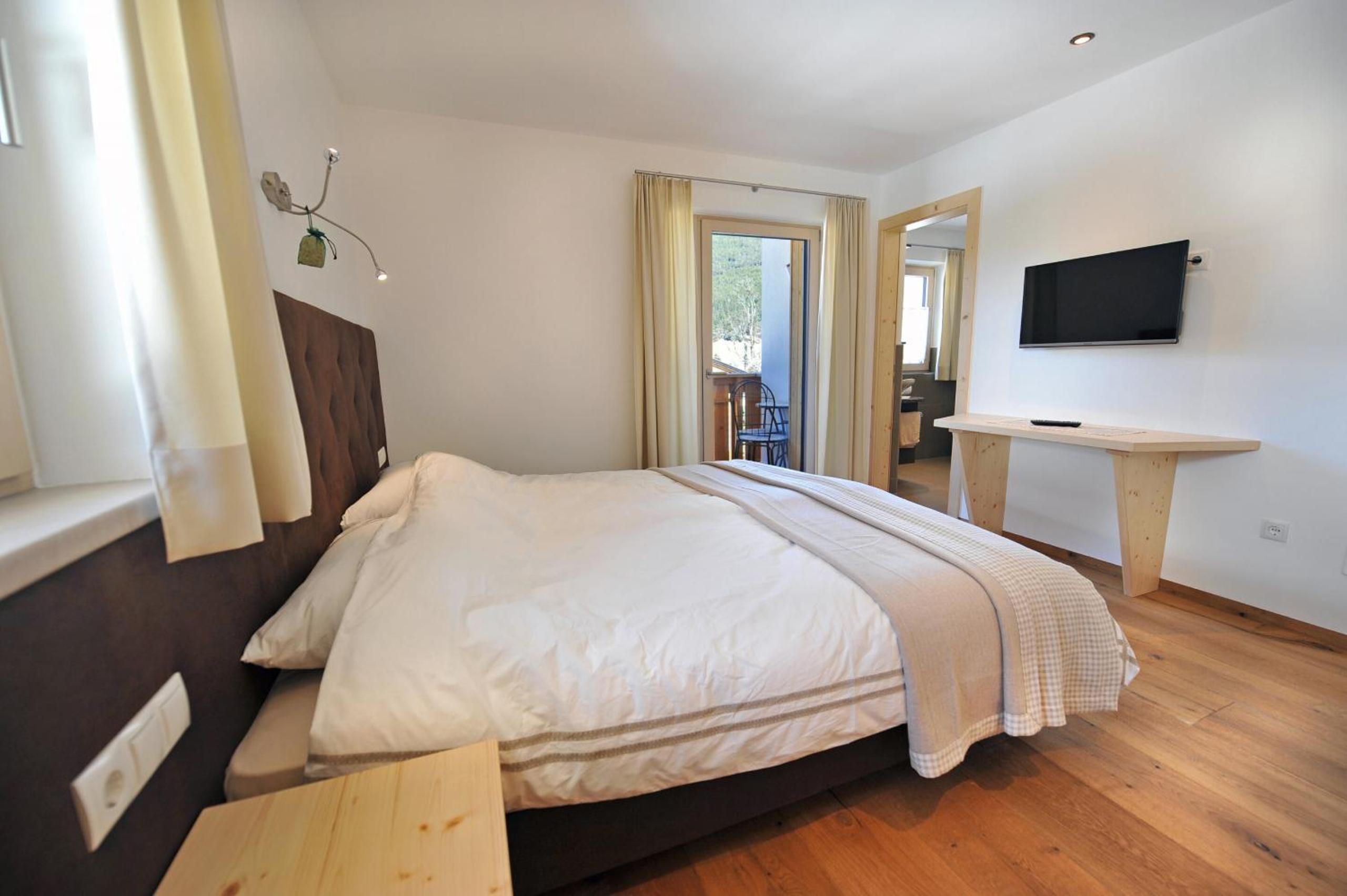 Apartments Cesa Leni