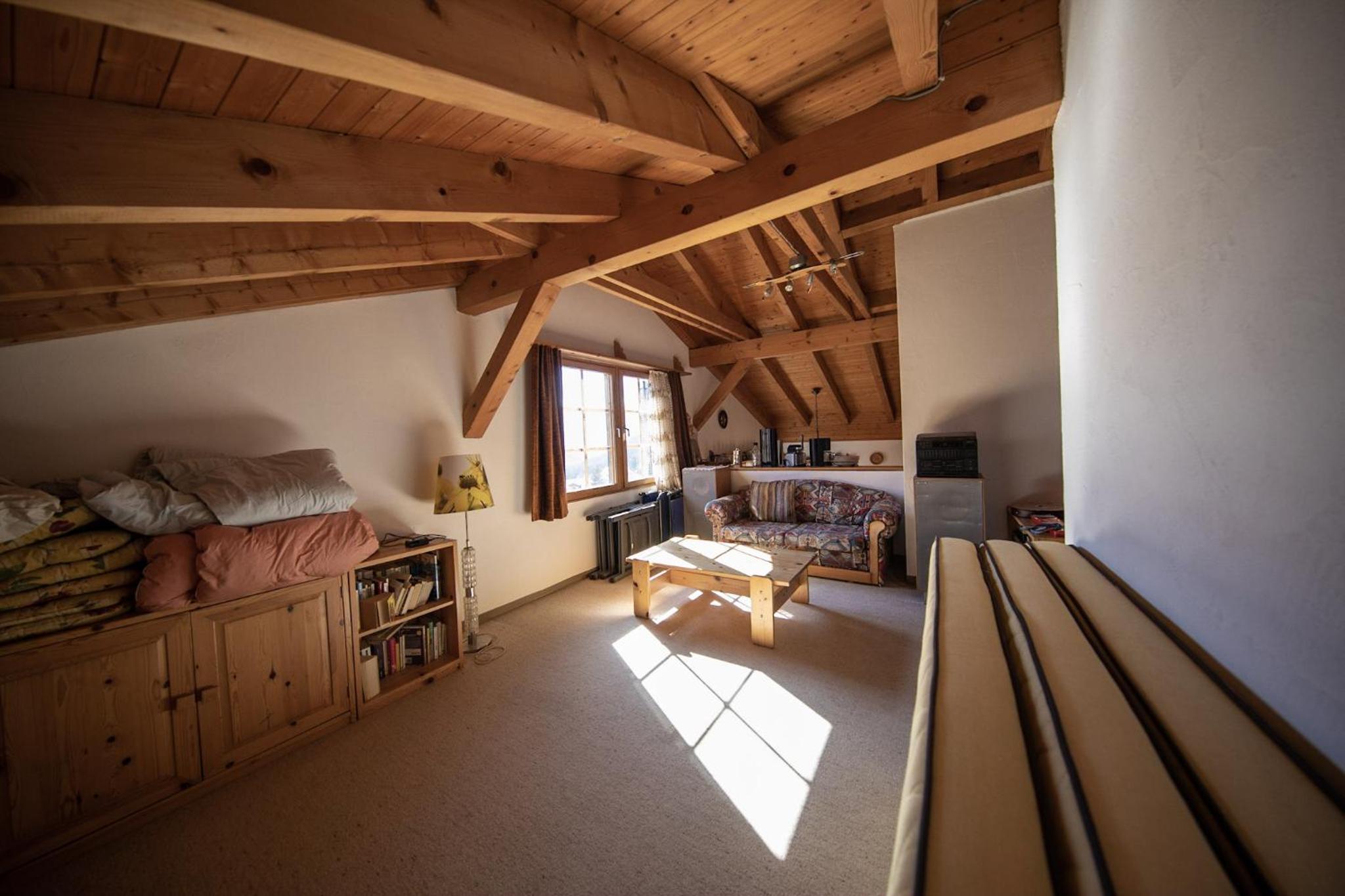 Cozy family chalet with fireplace