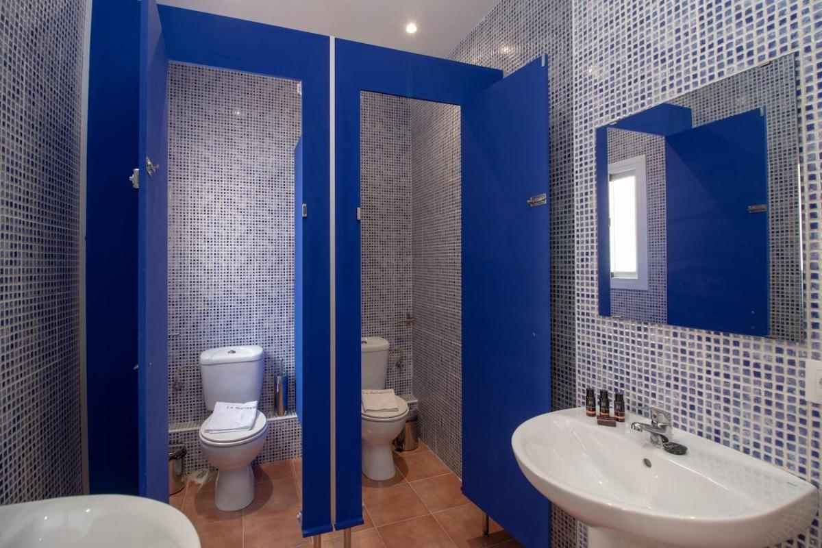 C75 - Comfy 3 Bedroom Near City Center