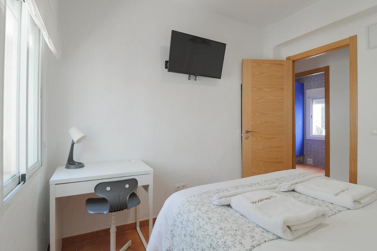 C75 - Comfy 3 Bedroom Near City Center