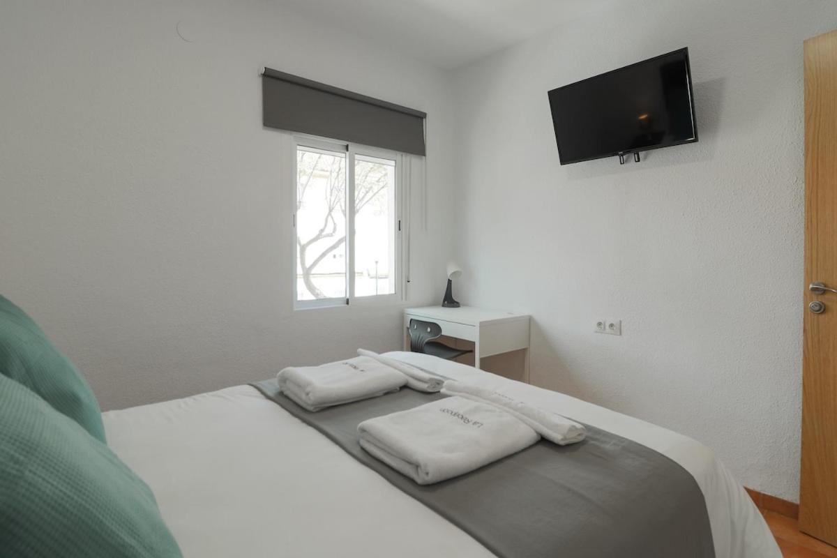 C75 - Comfy 3 Bedroom Near City Center