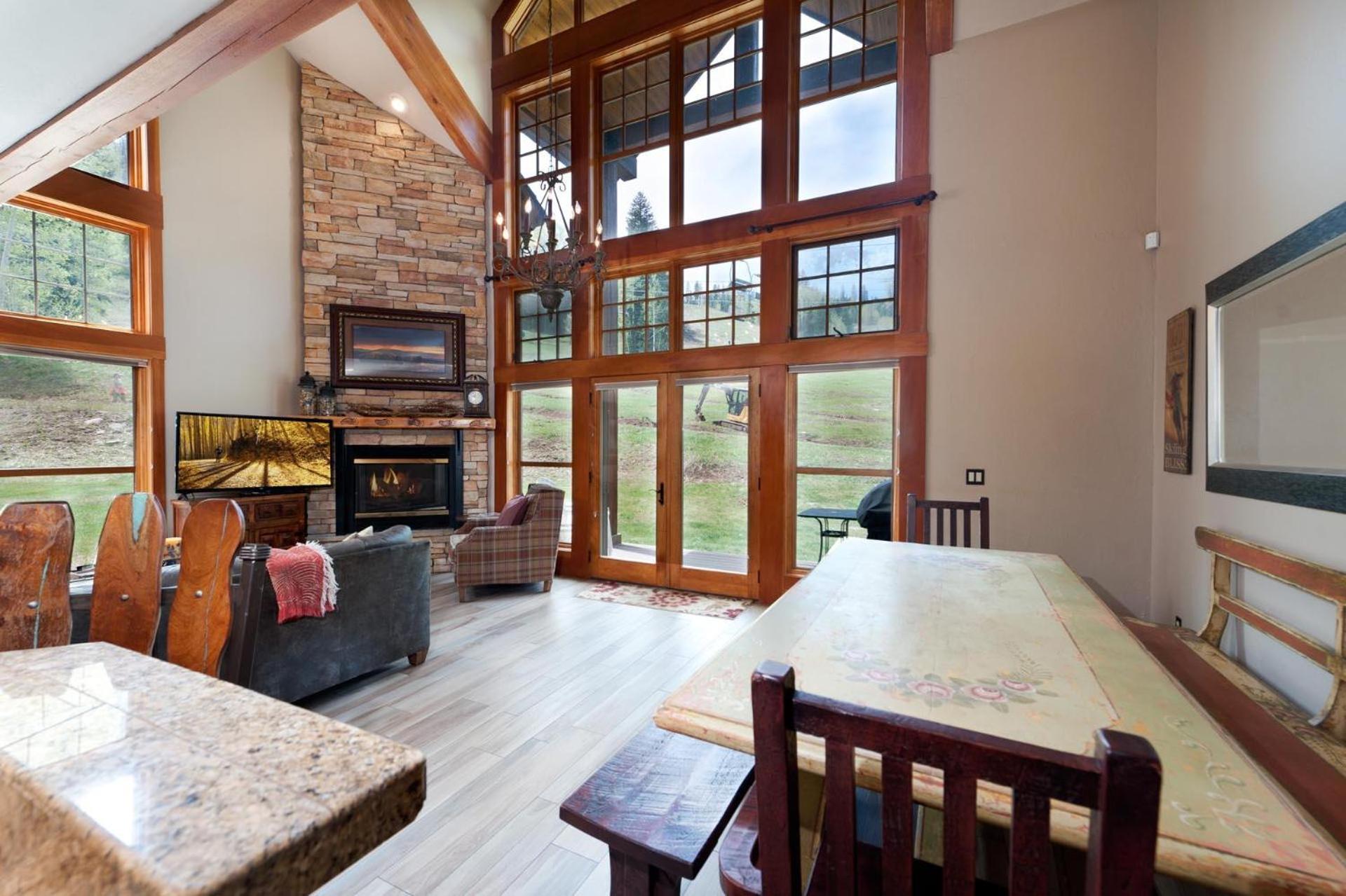 Elkpoint Unit 11 view 4