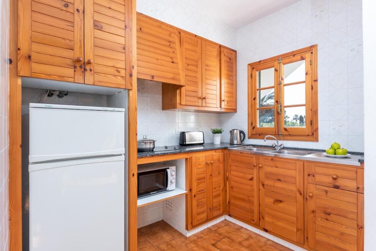 Brisa Mar 2, 2 bedroom apartment, Cala'n Bosch view 2
