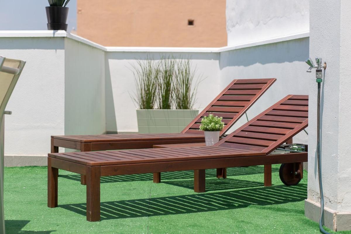 C77 - Romantic Studio in the Center with terrace