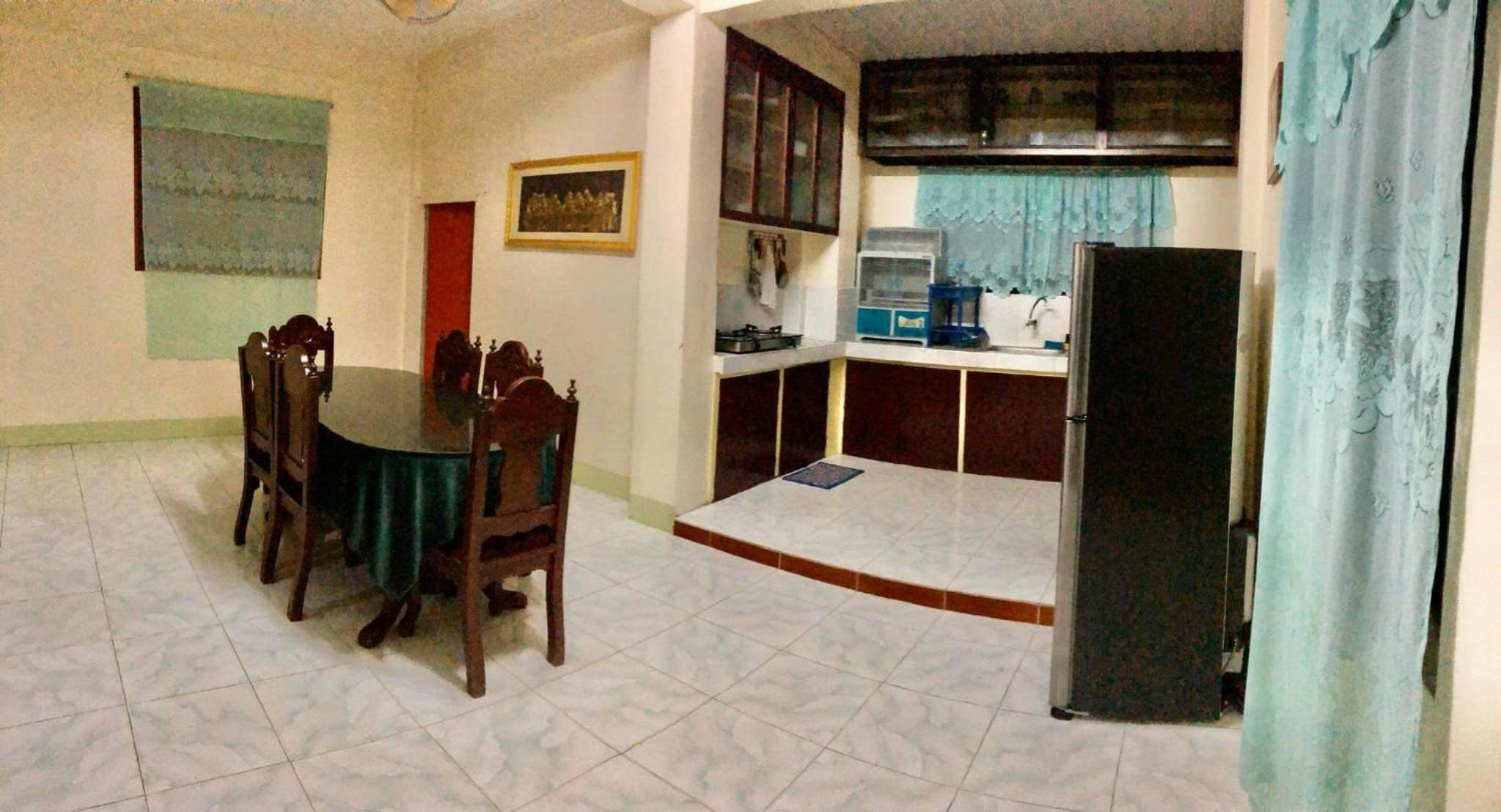15pax-2 minutes to Vigan-RoseandFer Transient-2 Bedroom House view 2