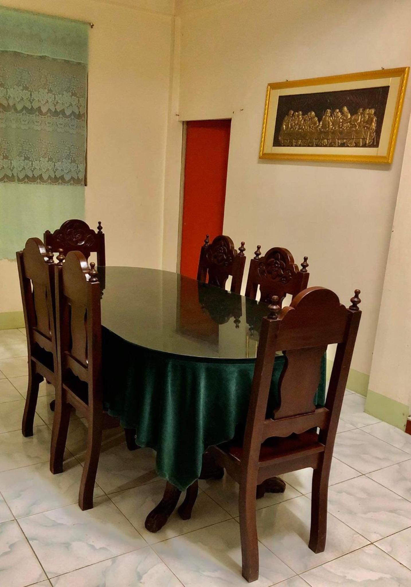 15pax-2 minutes to Vigan-RoseandFer Transient-2 Bedroom House view 3