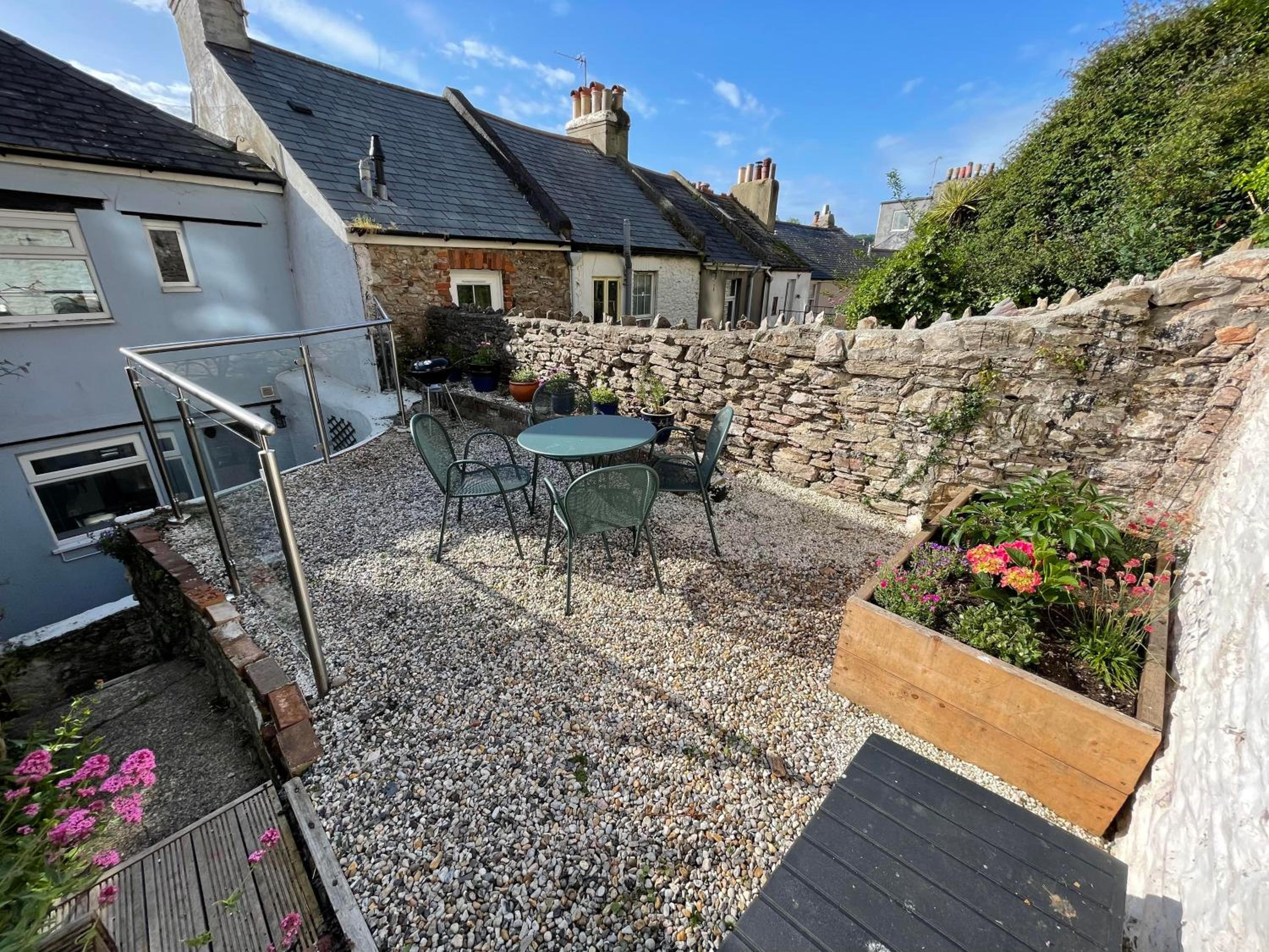 Oyster Catcher Cottage - Harbour Bowl, Sea Views view 2