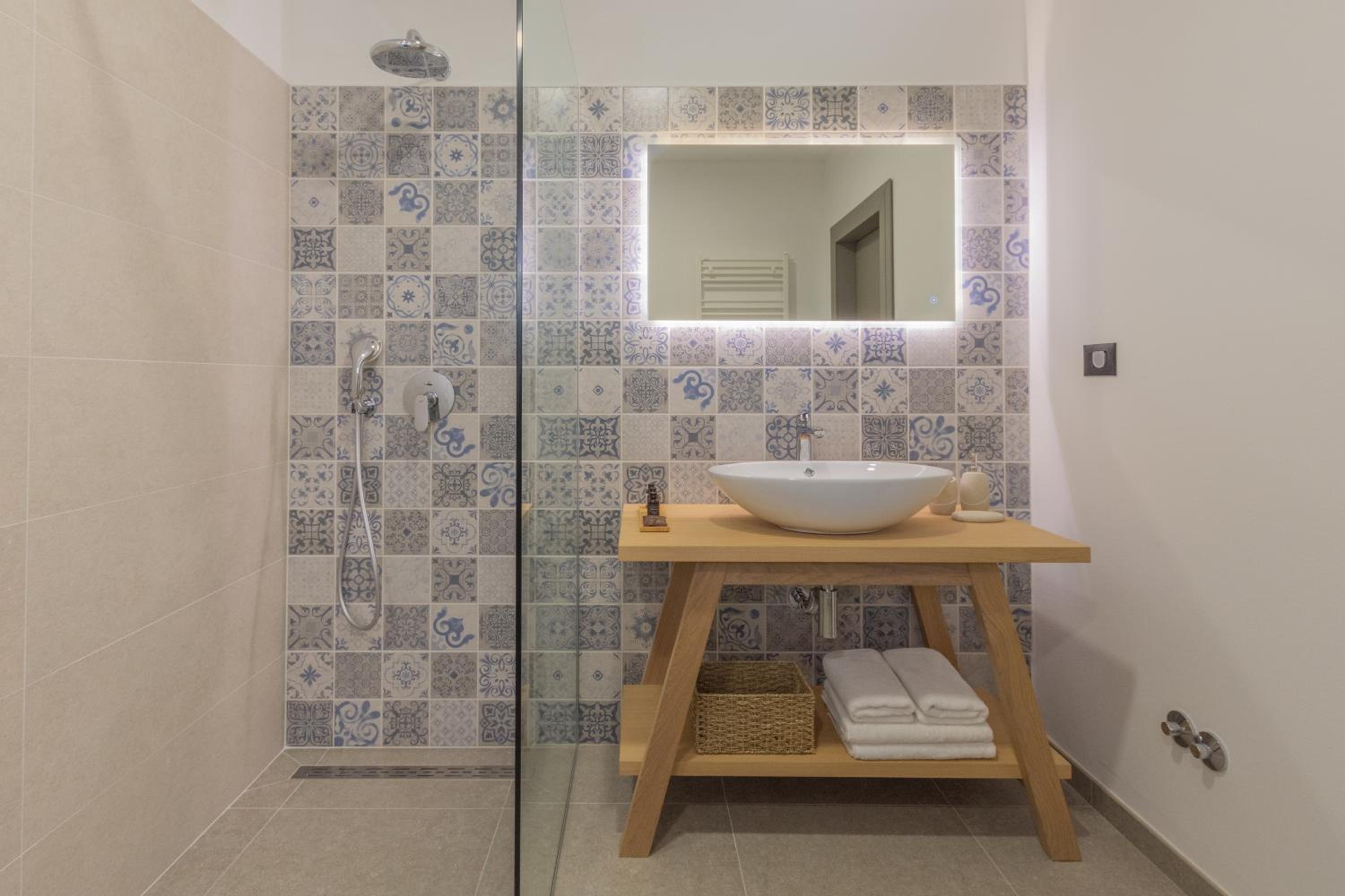 Villa Valpinia Luxury Villa in a Quiet Location with Pool, Sauna, Jacuzzi and Large Garden view 4
