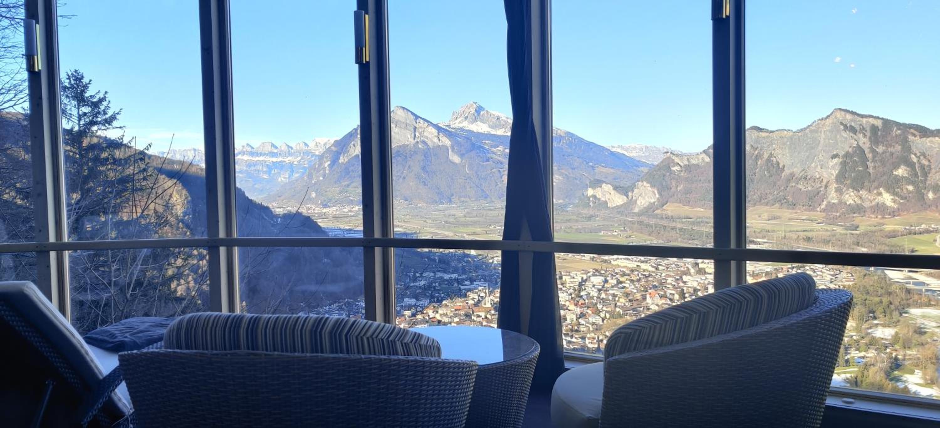 Komplettes Hotel mit 10 Zimmern