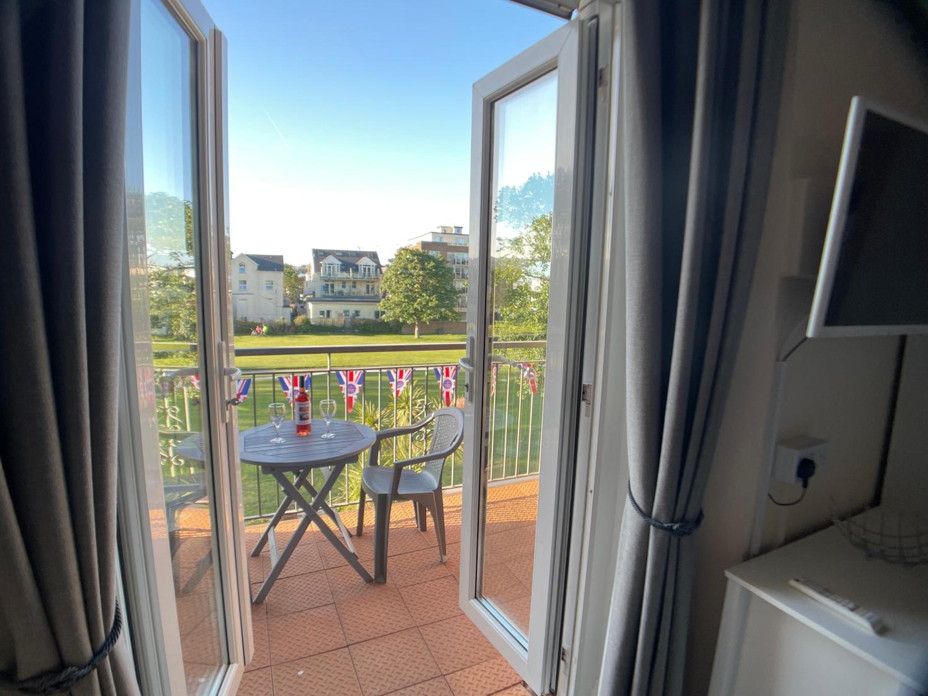 Bedford Holiday Apartments