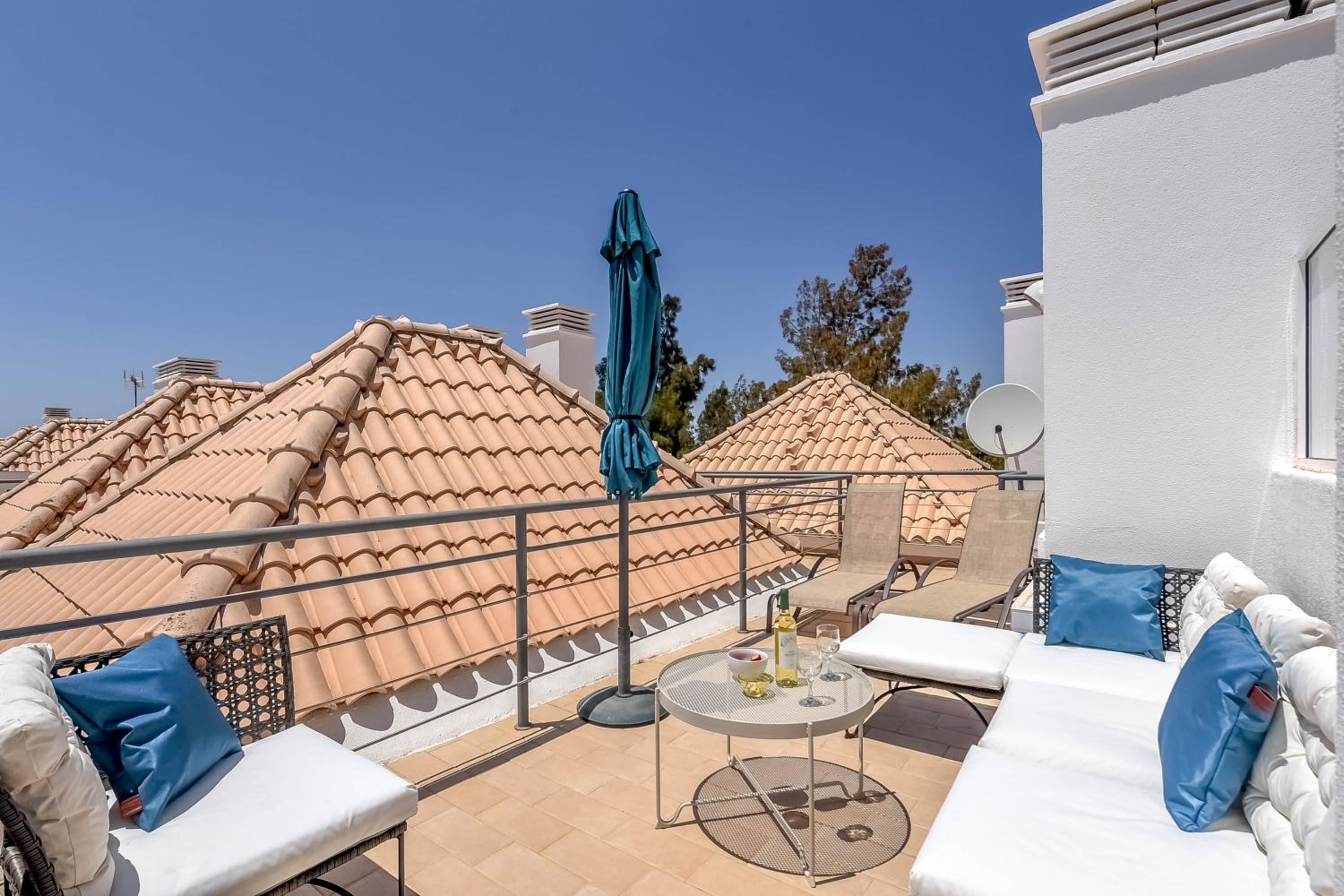 Penthouse Olivia view 2