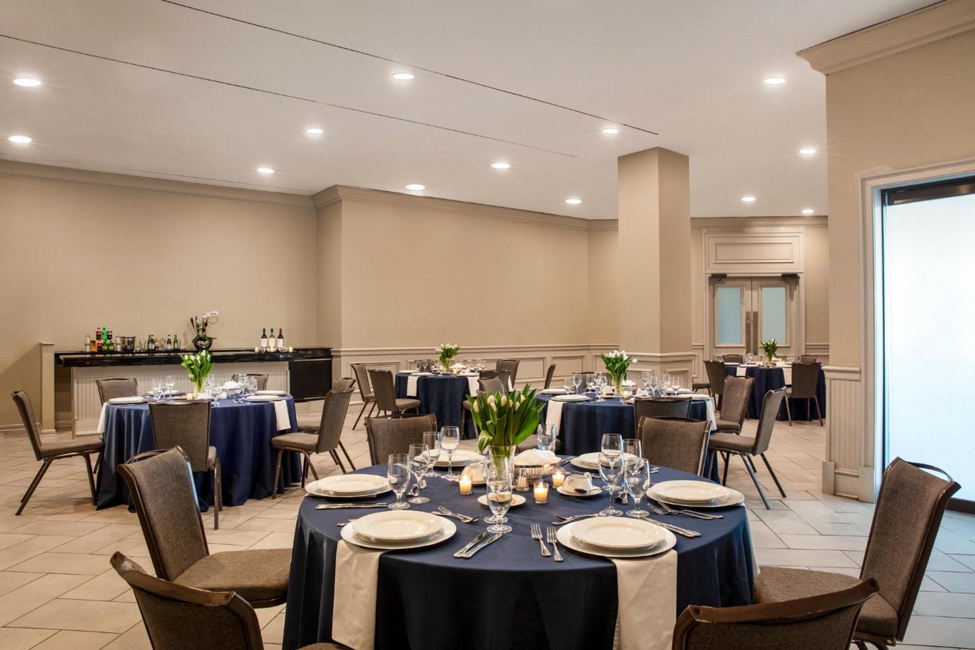 Birmingham Vacations - Hyatt Regency Birmingham - The Wynfrey Hotel - Property Image 16