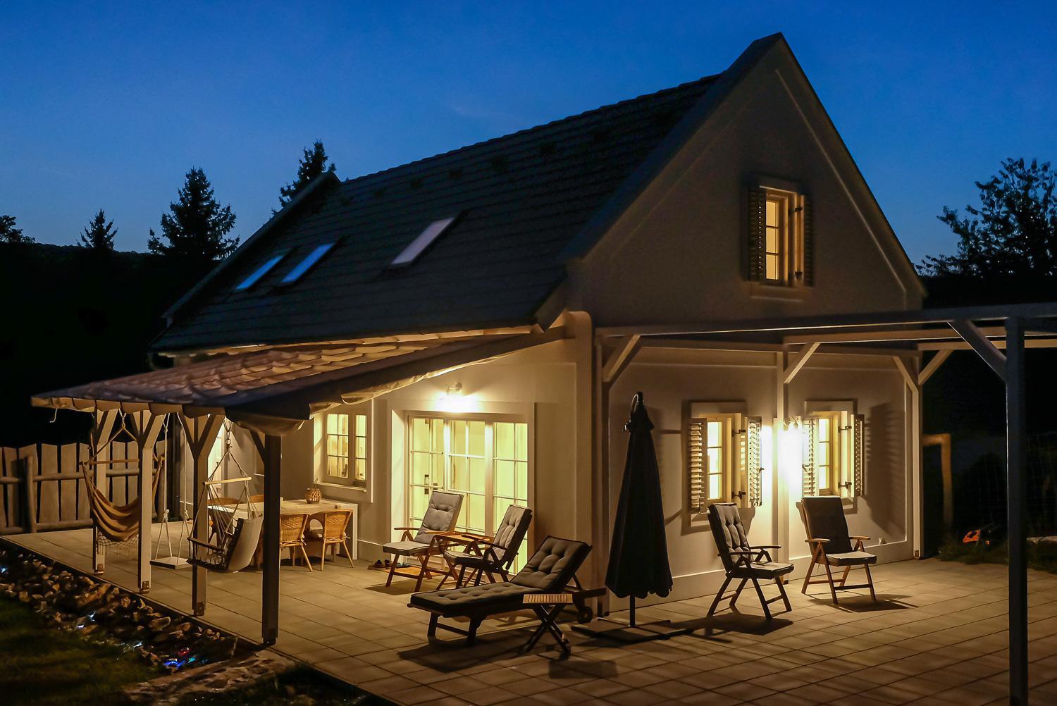 Babérkert Villaház Balatonhenyén