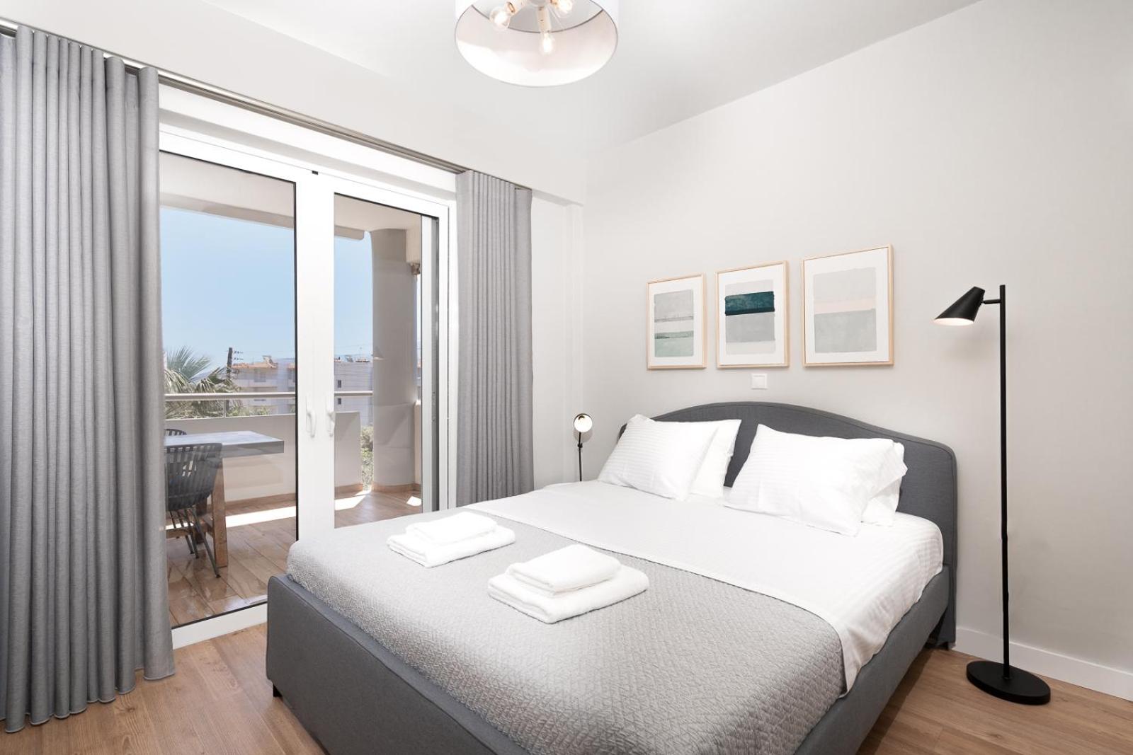 Blue Avra Apartment by A&D Properties photo 4