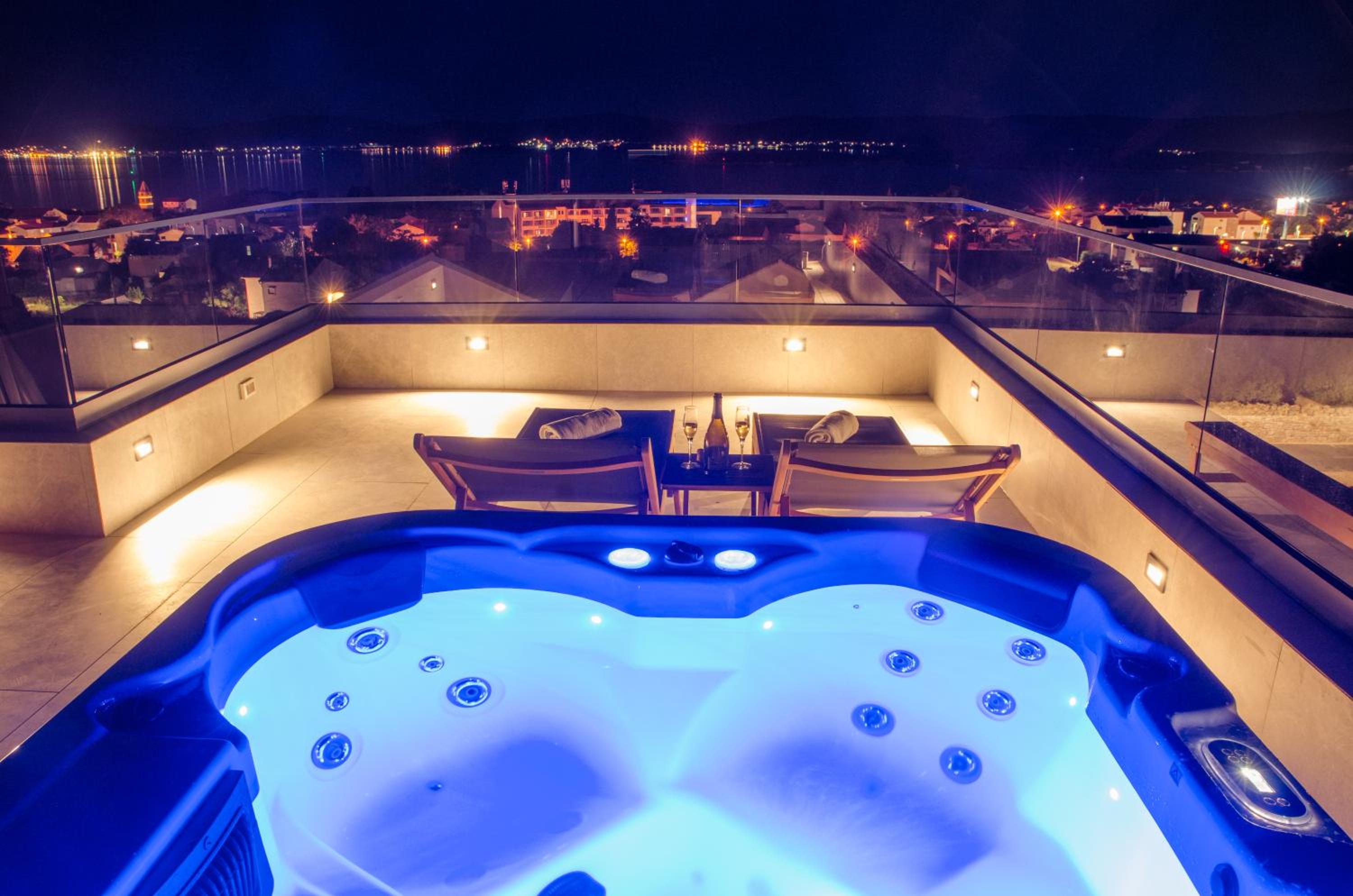 Hotel Garden Villa - Image 1