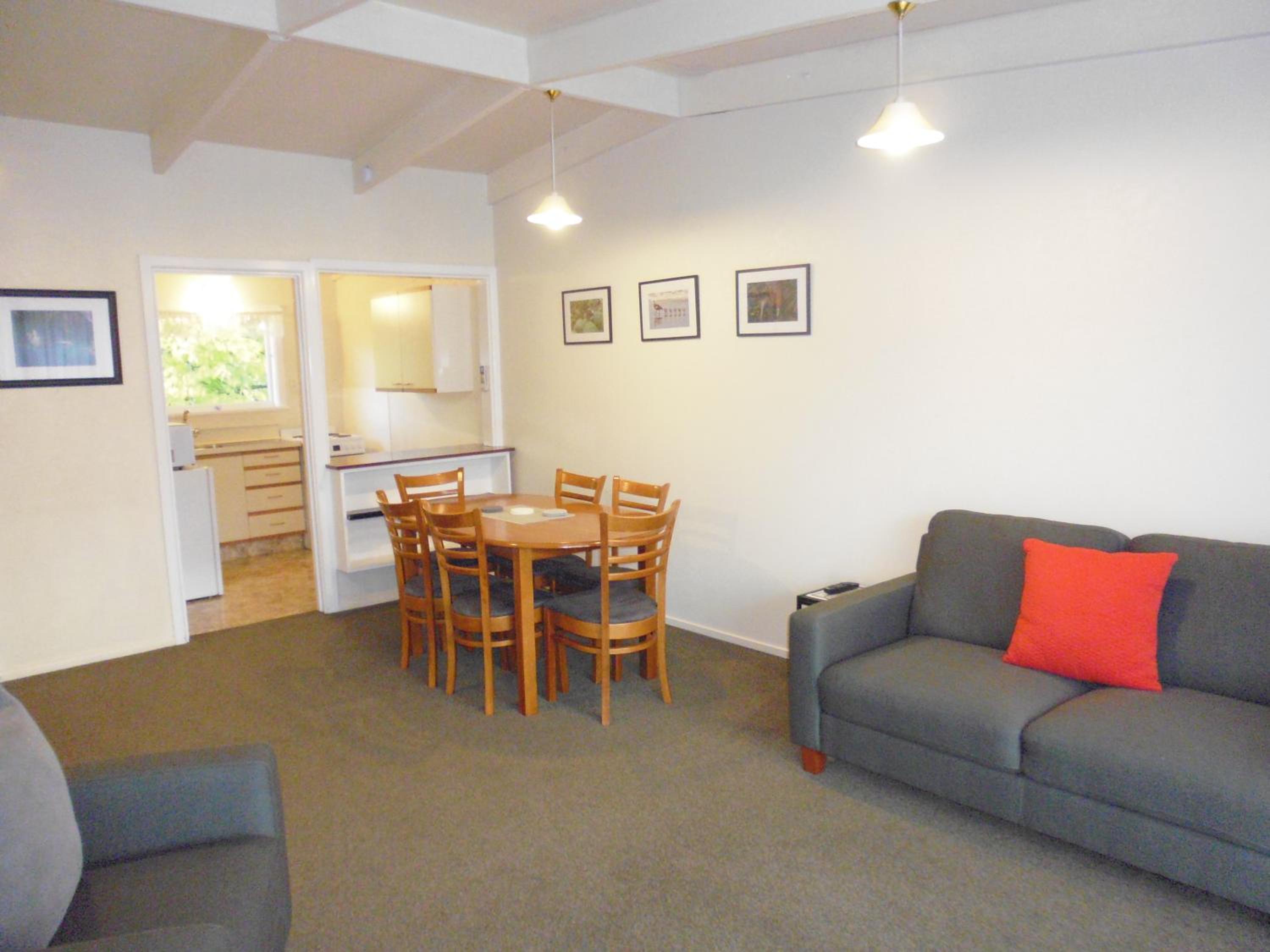 Spa Lodge Motel