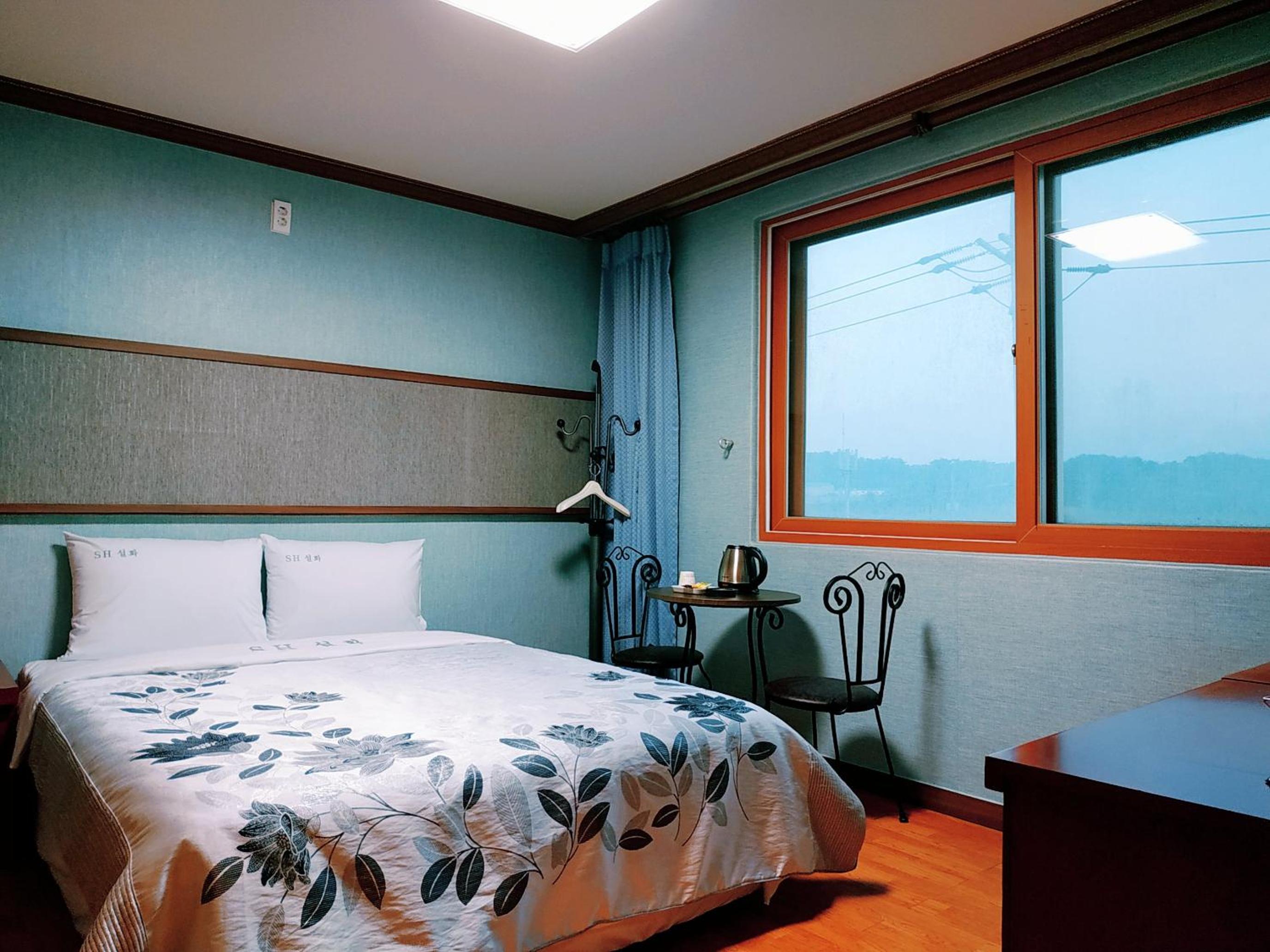 Seolhwa Motel view 2