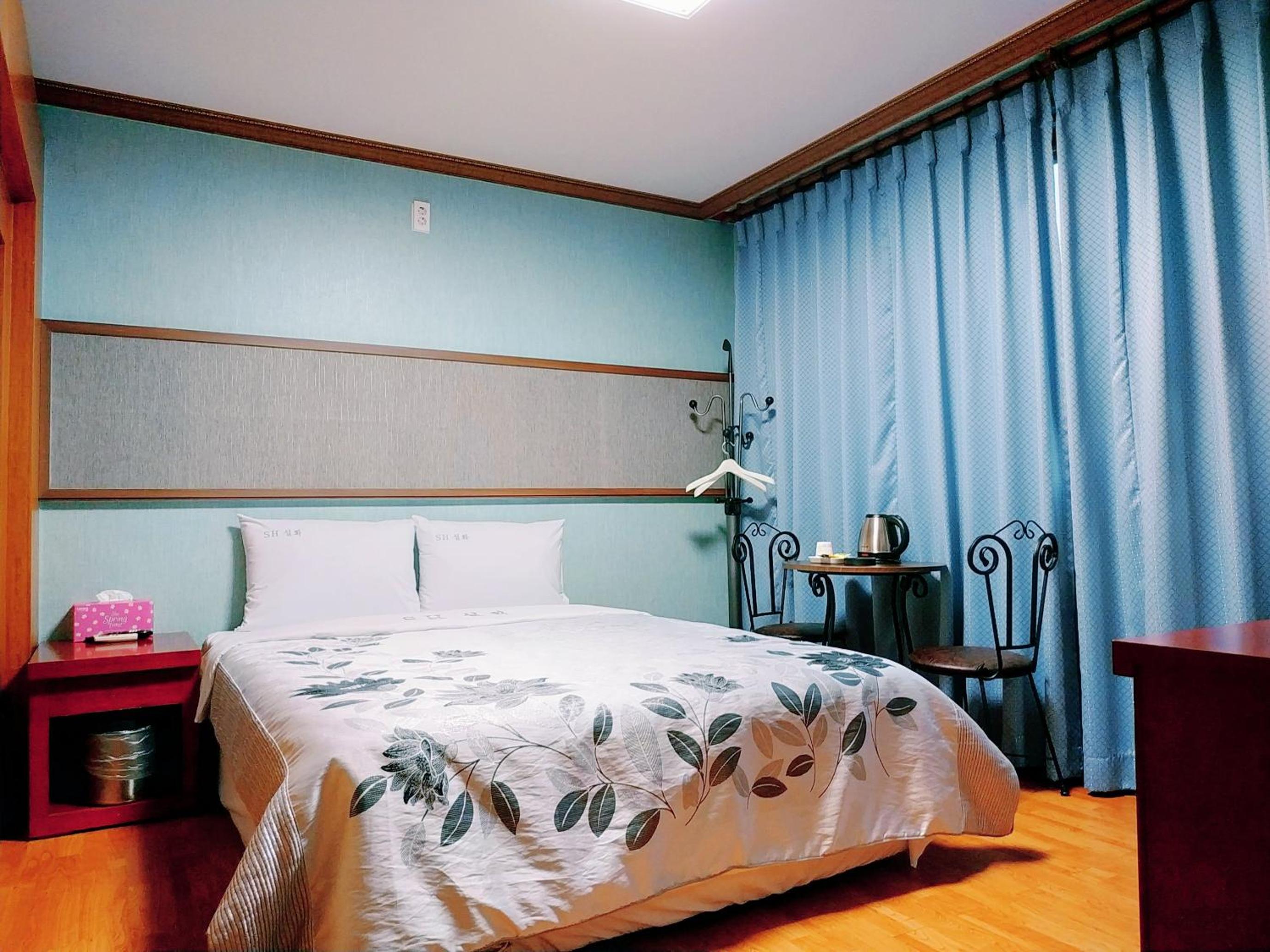 Seolhwa Motel view 3