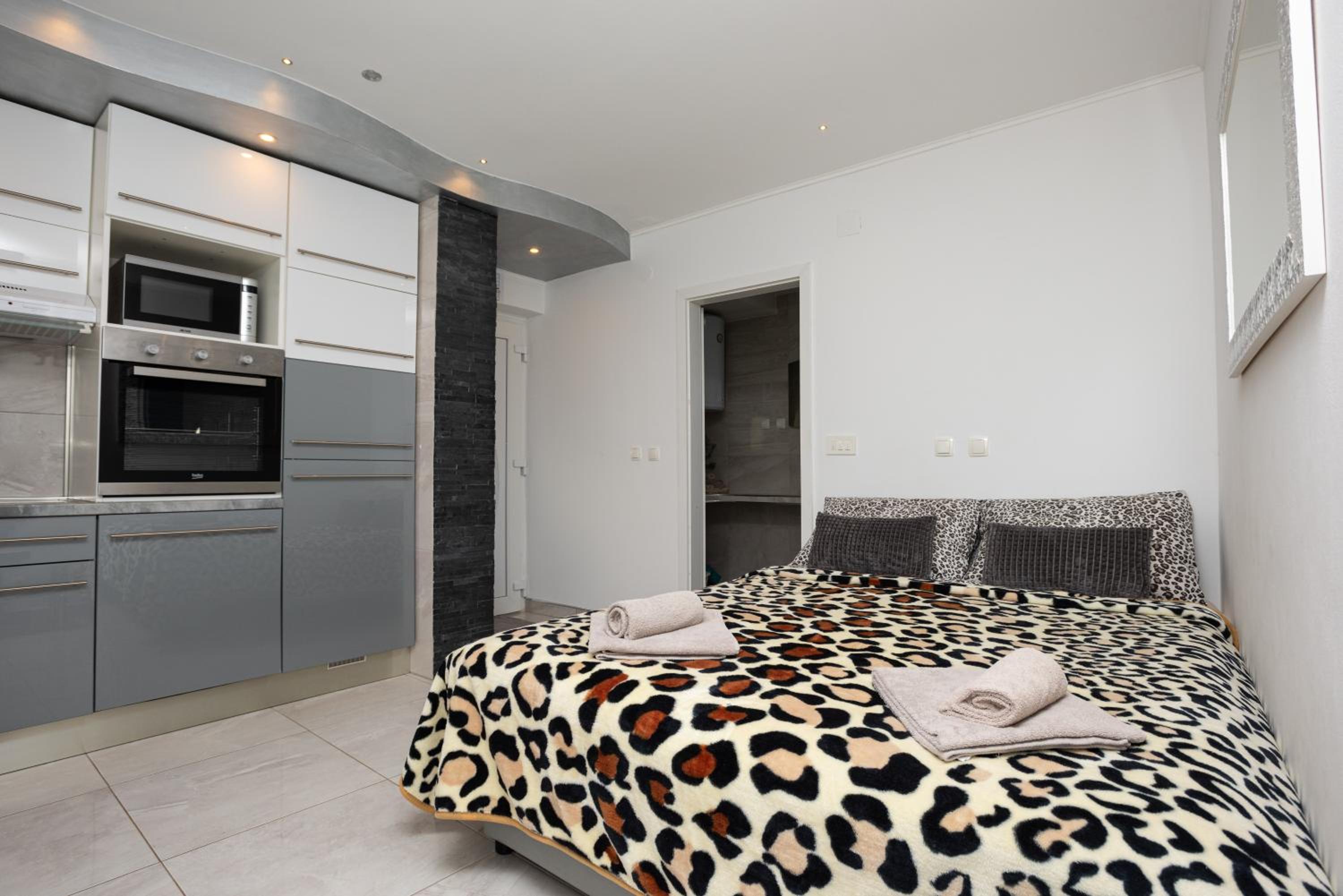 Apartments Viky view 4