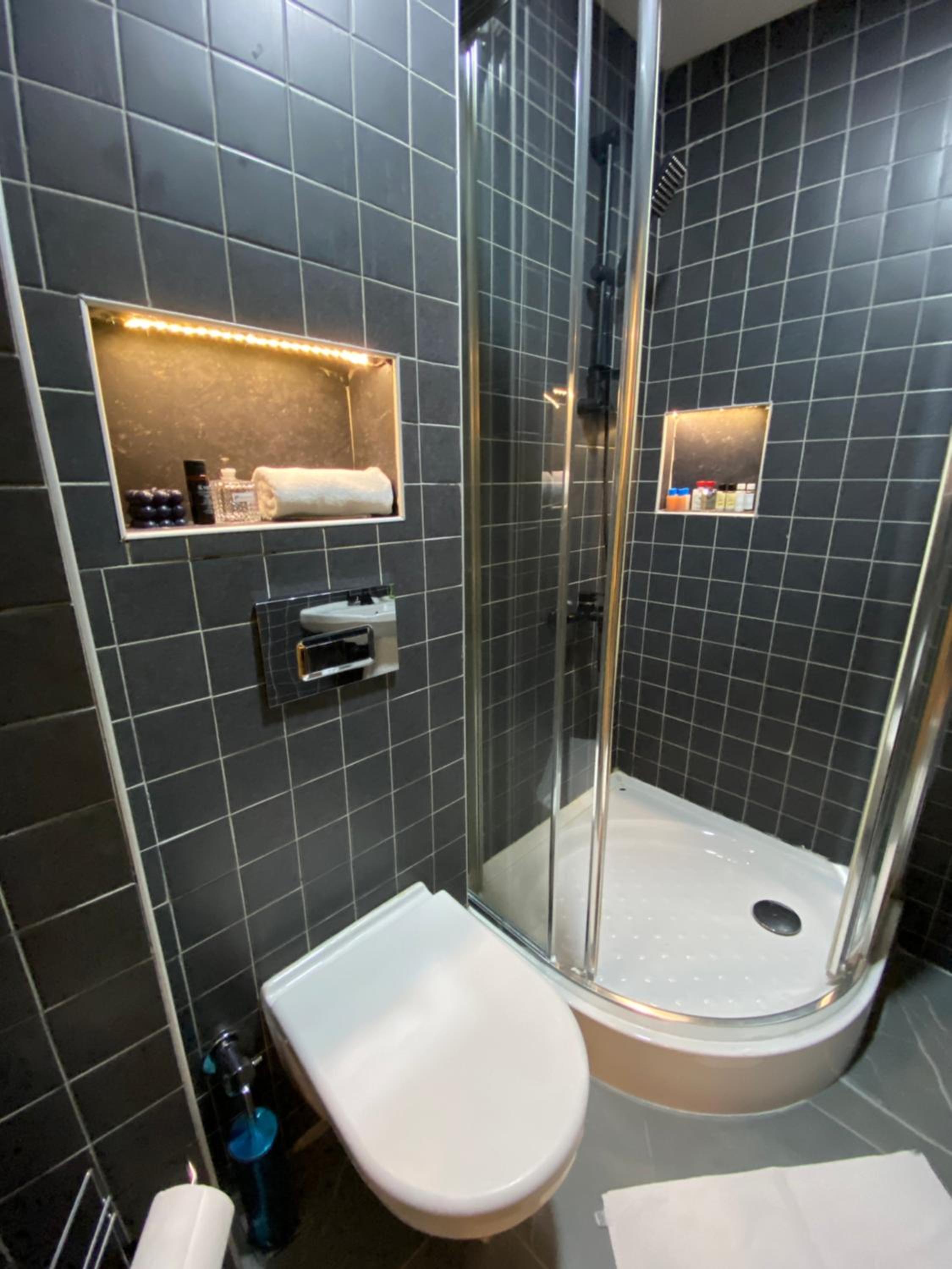 Won Plaza - Image 40