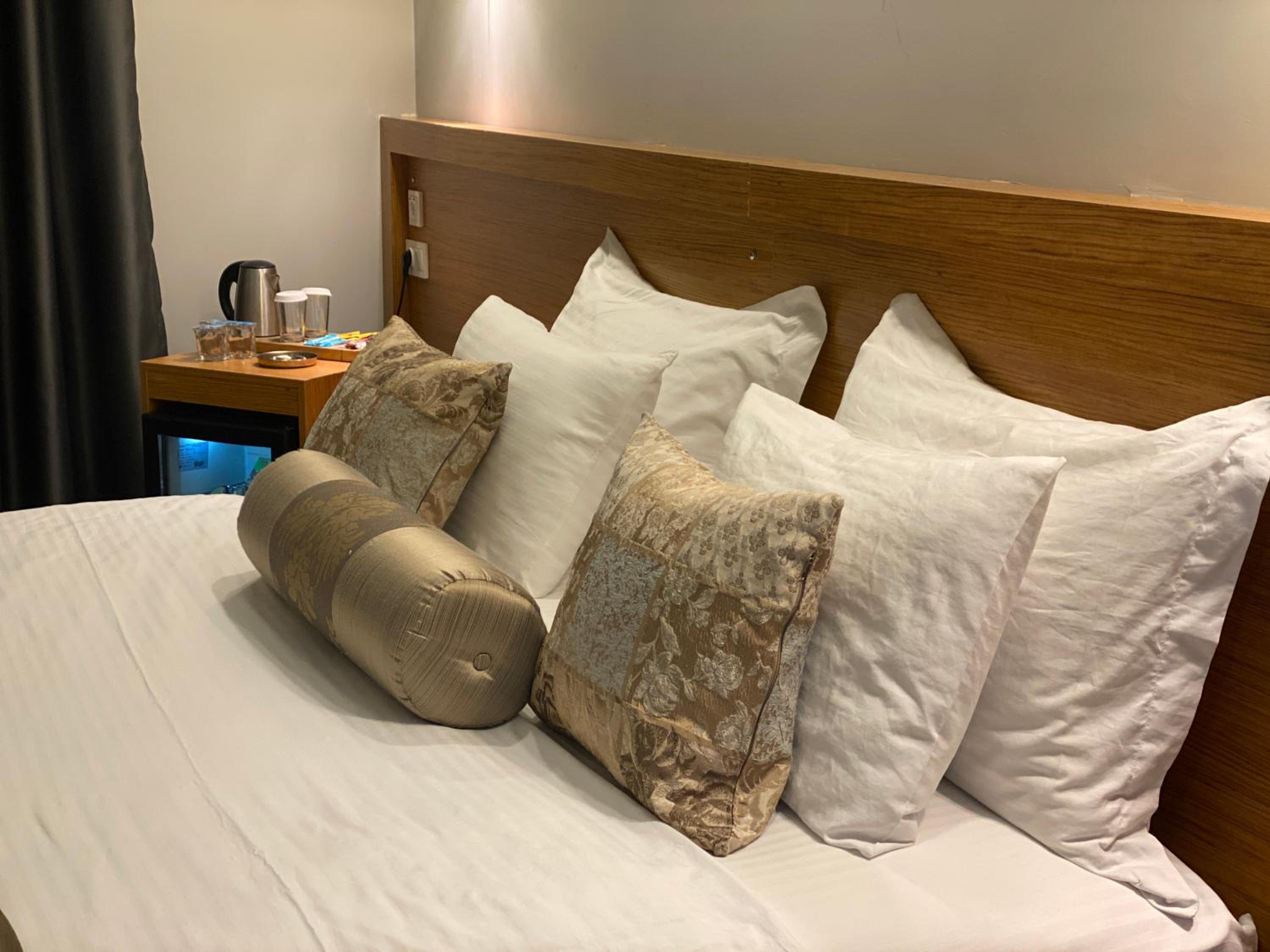 Won Plaza - Image 50