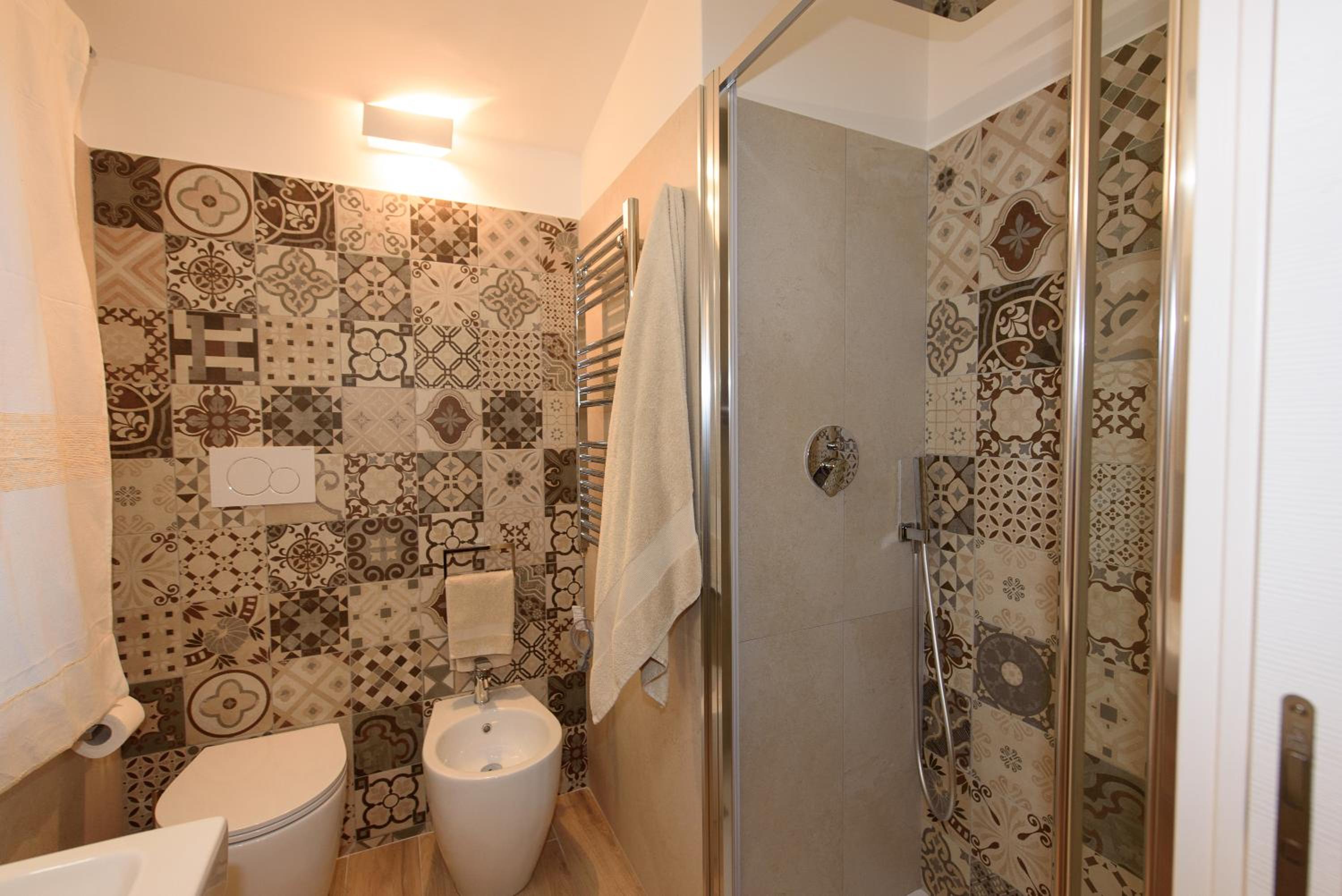 LOFT LUNGOMARE vista MARE e MONTI view 2