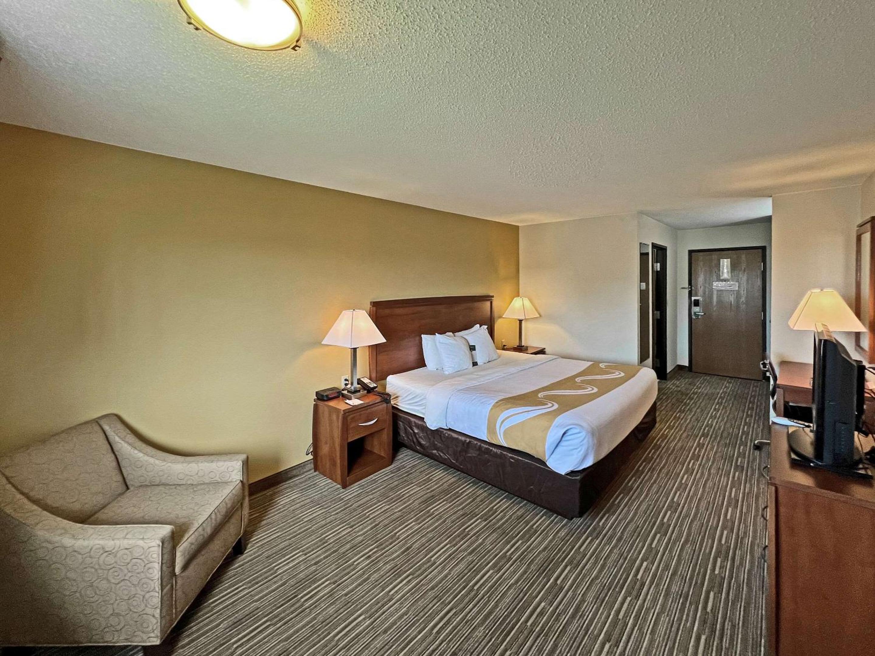 Mitchell Vacations - Quality Inn Mitchell I-90 - Property Image 41