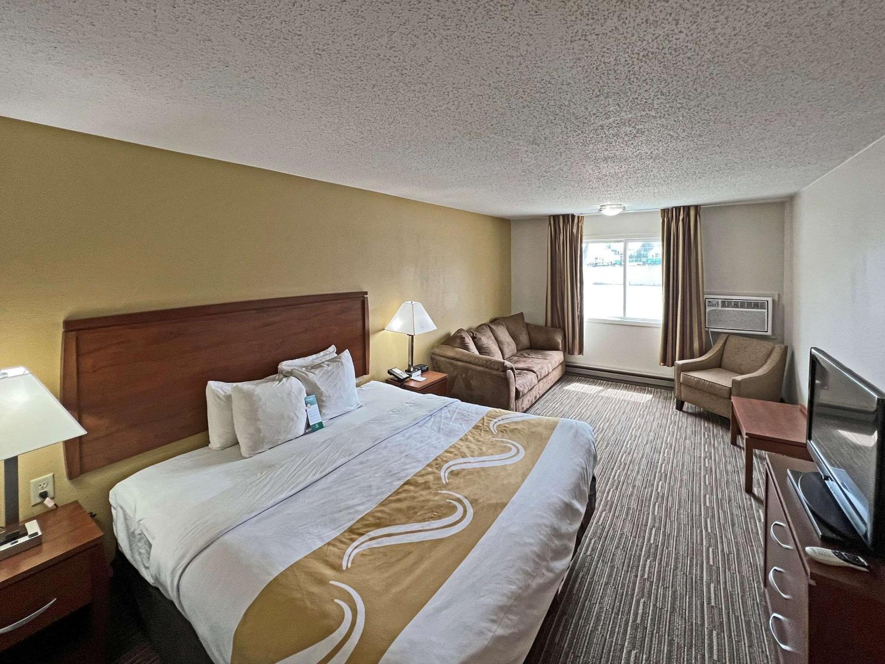 Mitchell Vacations - Quality Inn Mitchell I-90 - Property Image 42