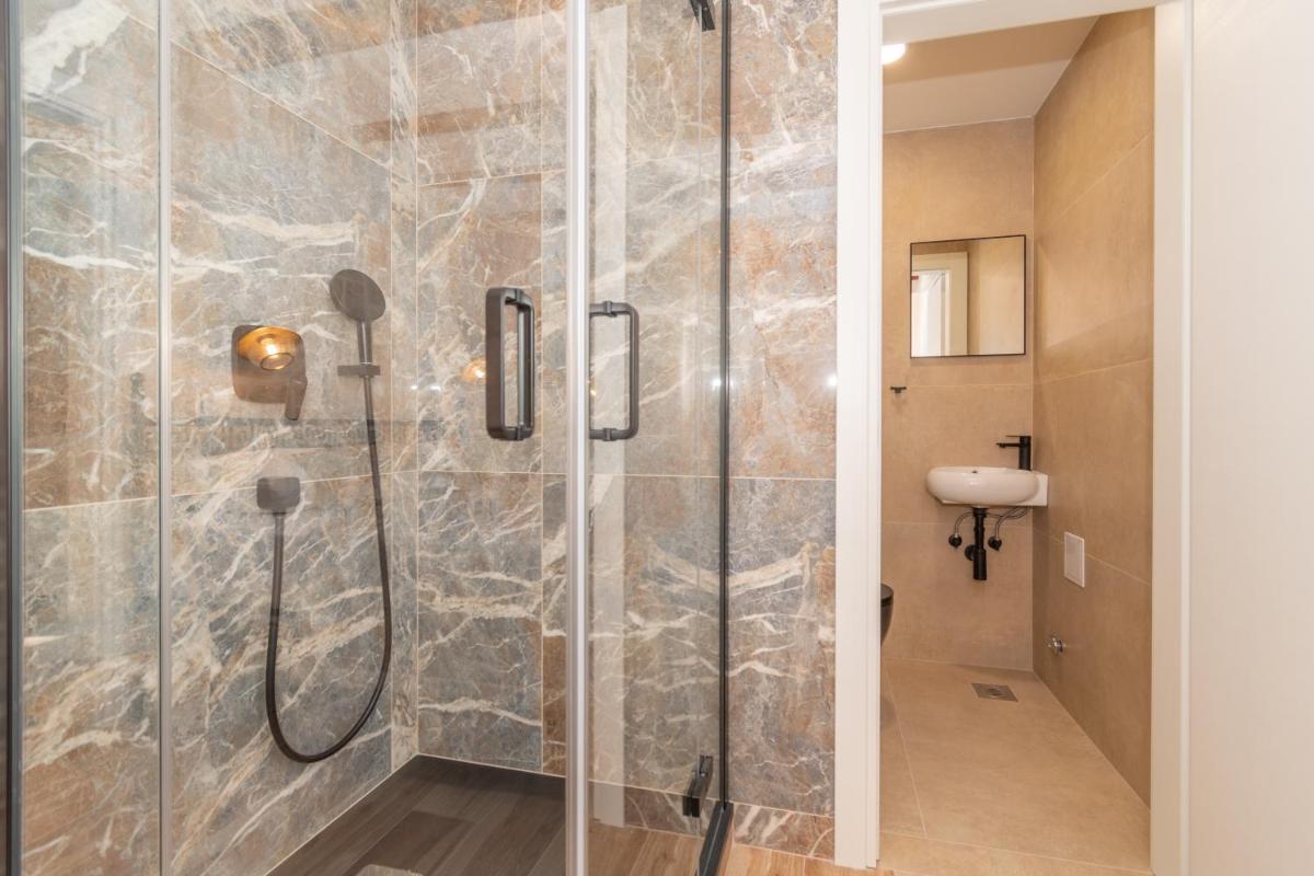 Ivka Makarska - modern and luxurious oldtown apartament view 5