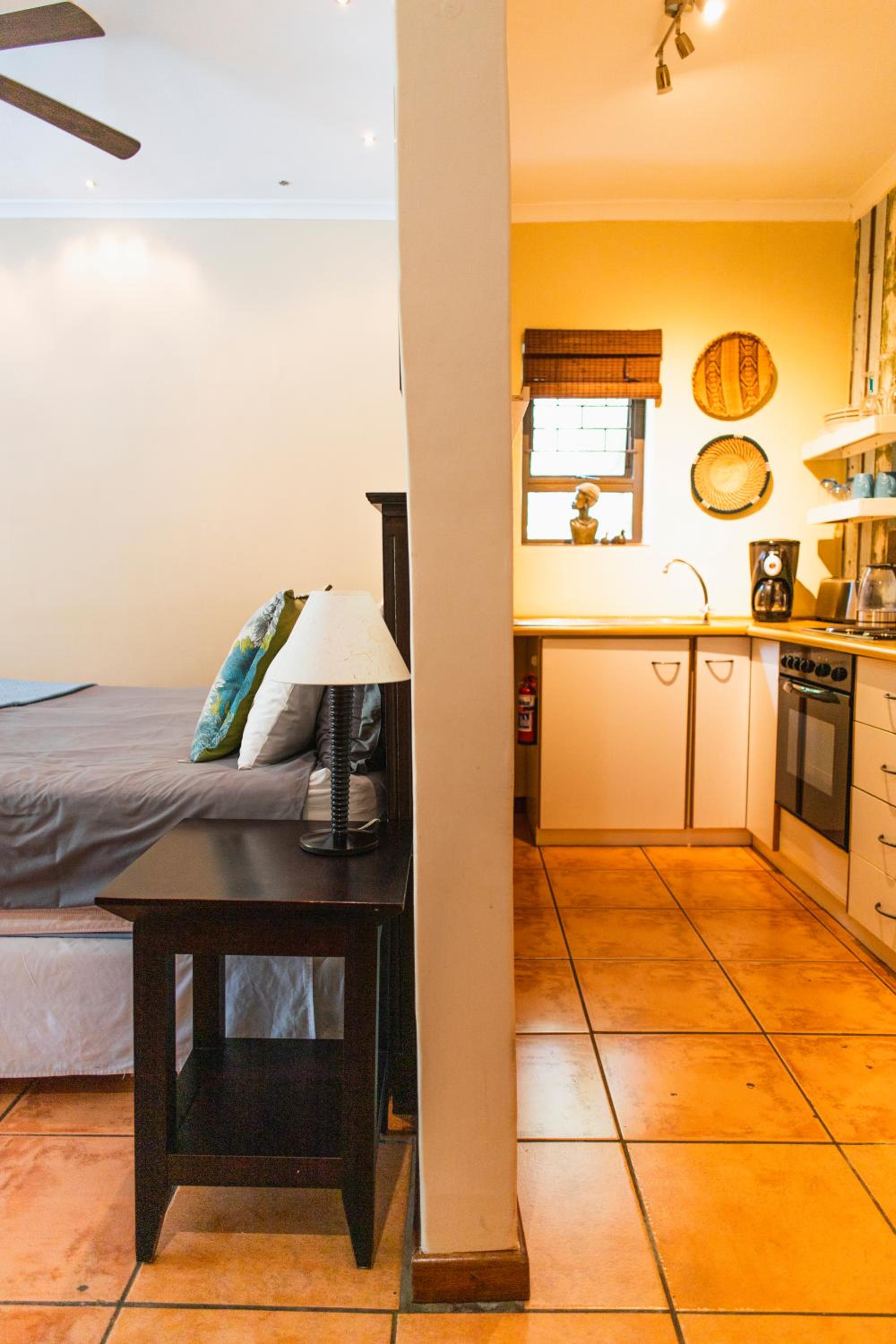 Khashamongo B & B
