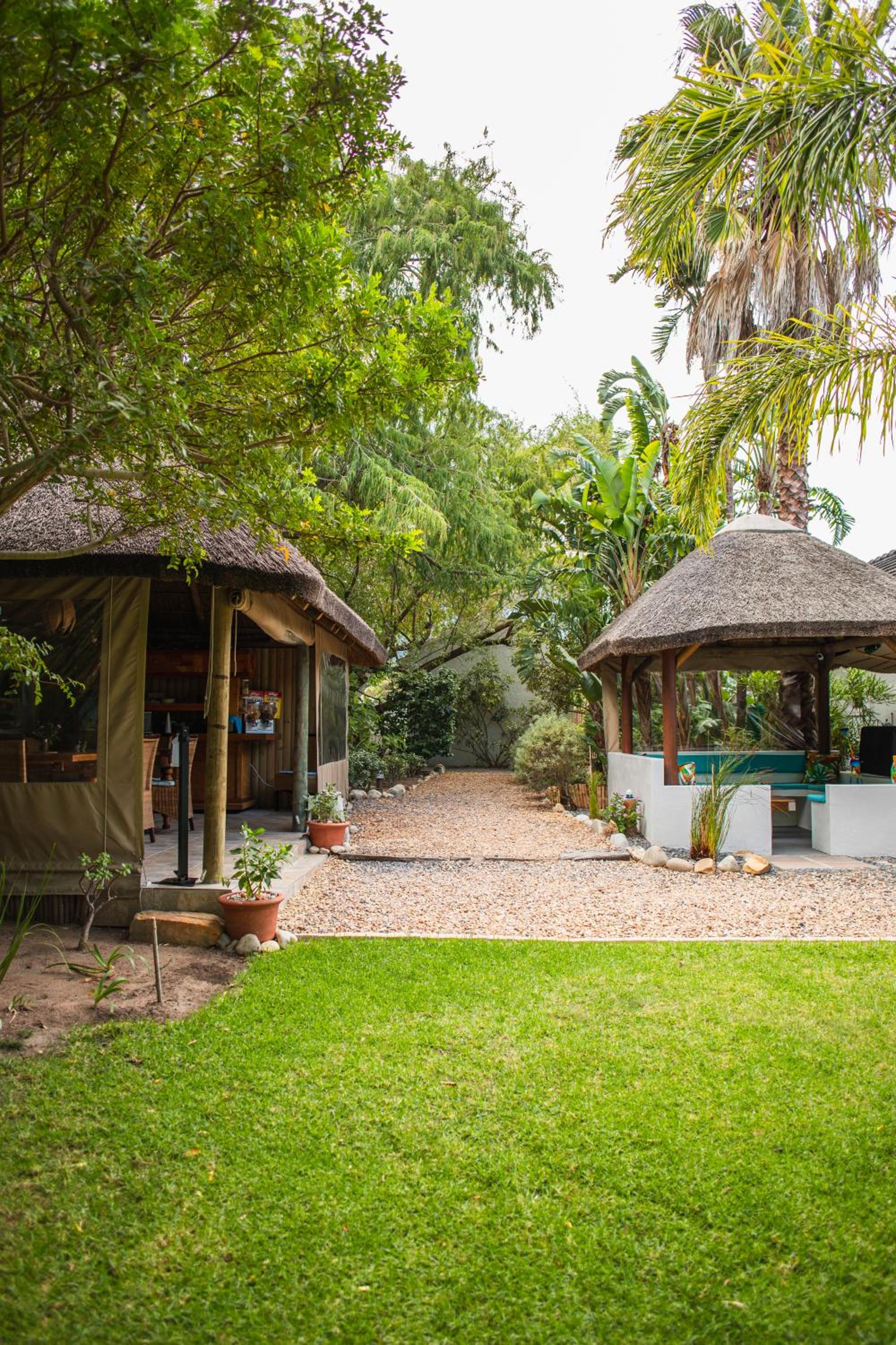 Khashamongo B & B