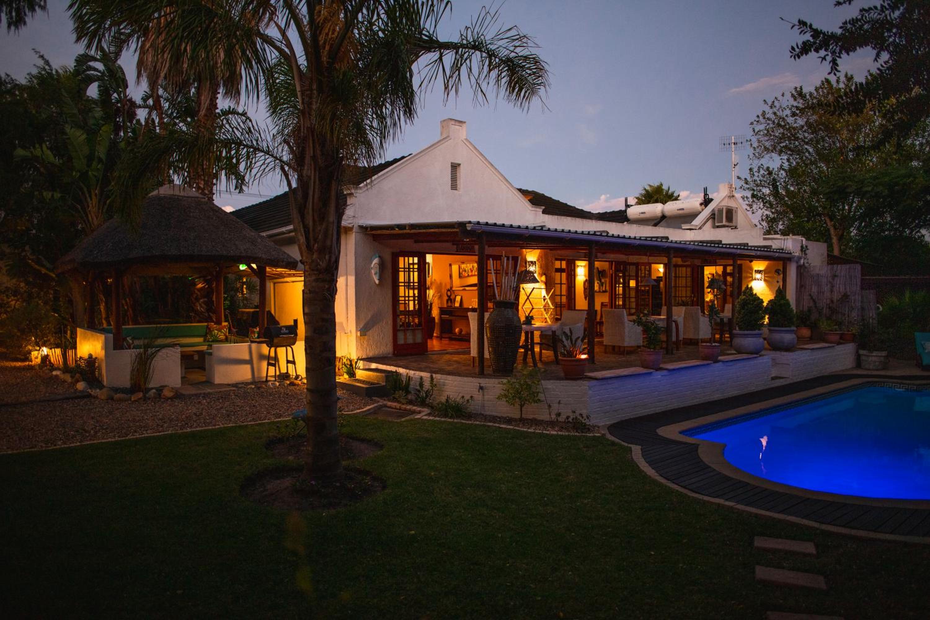Khashamongo B & B