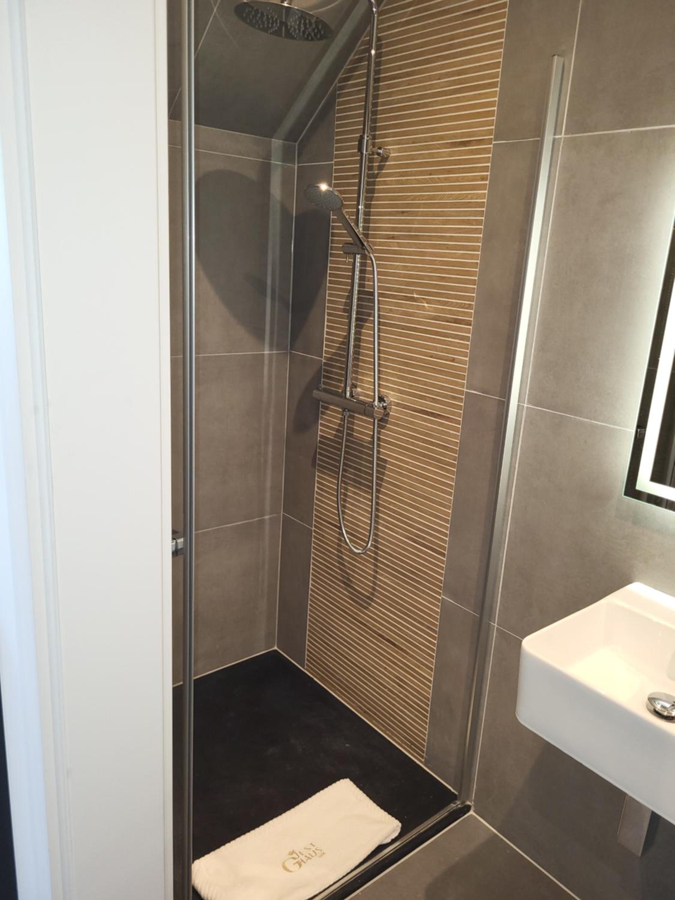 Guesthaus 2, photo 25
