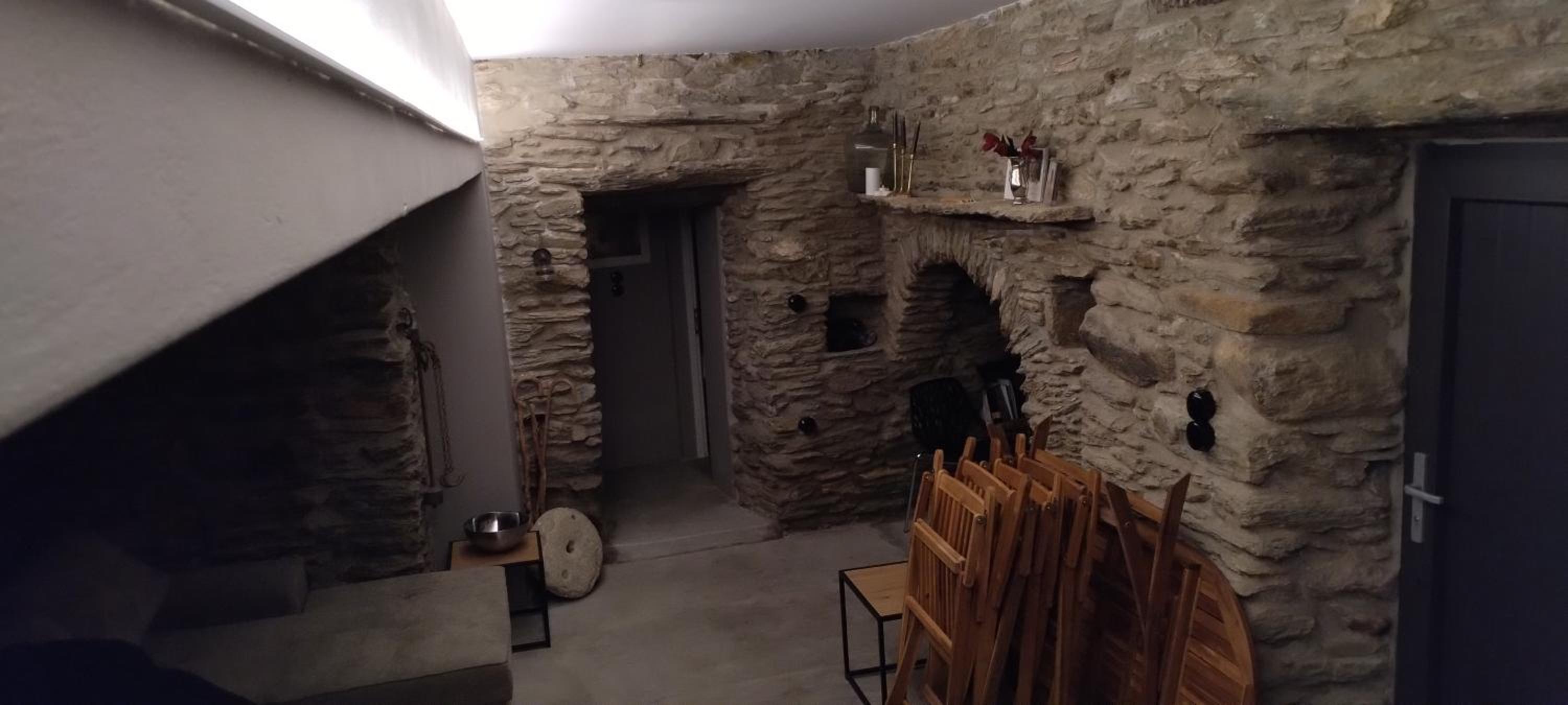 Photo 48