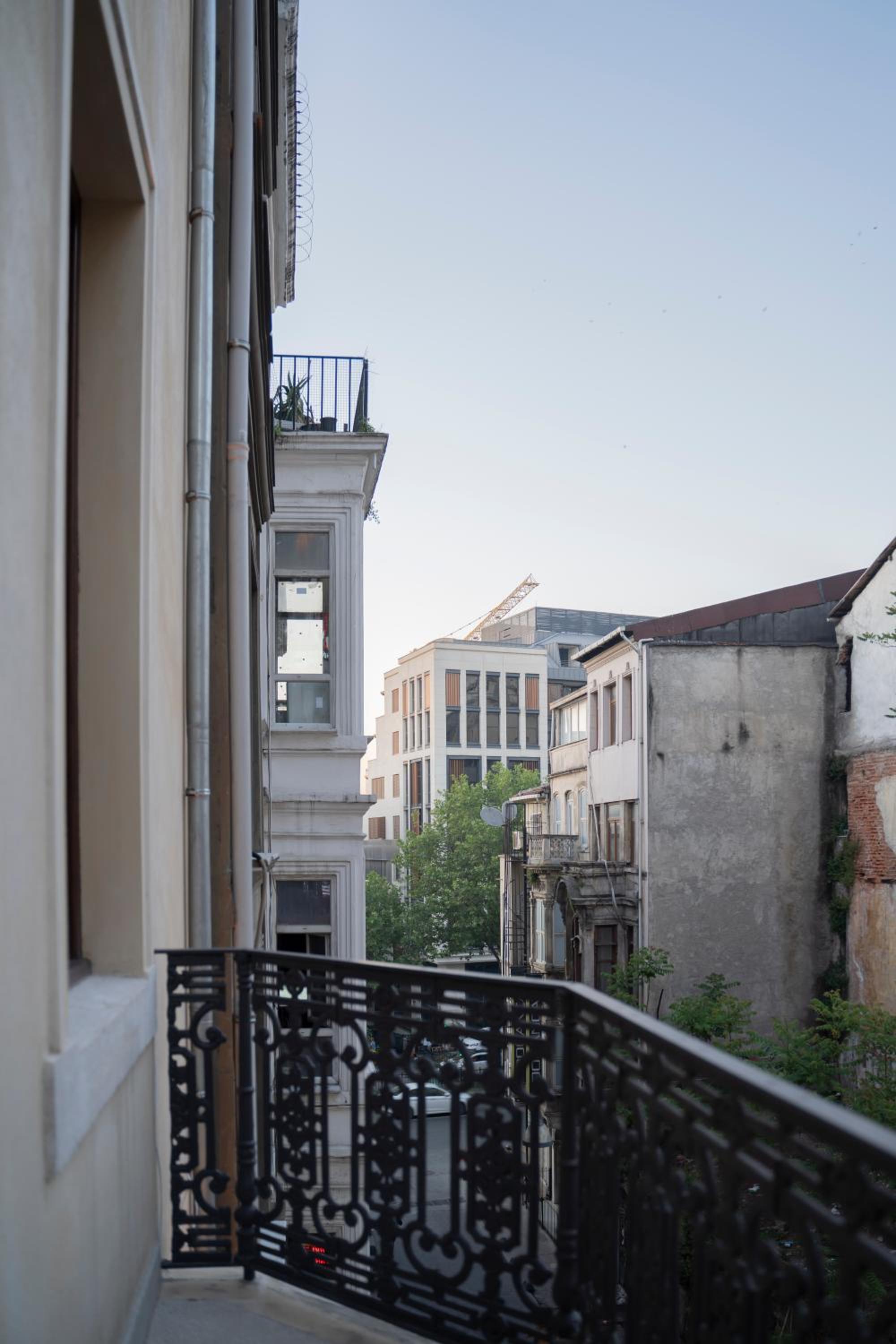 Rafinn Hotel