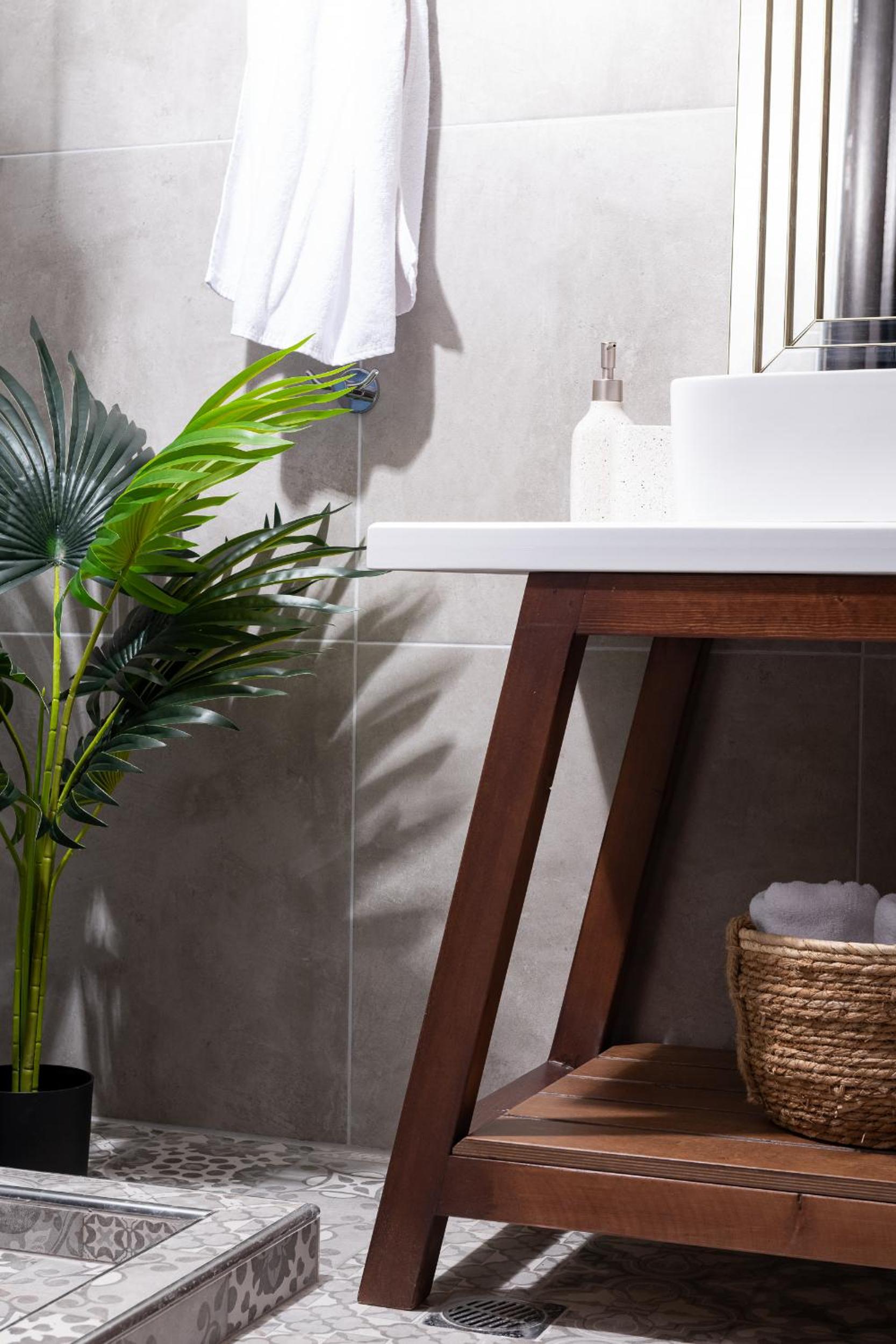 ELLE Rooms & Suites