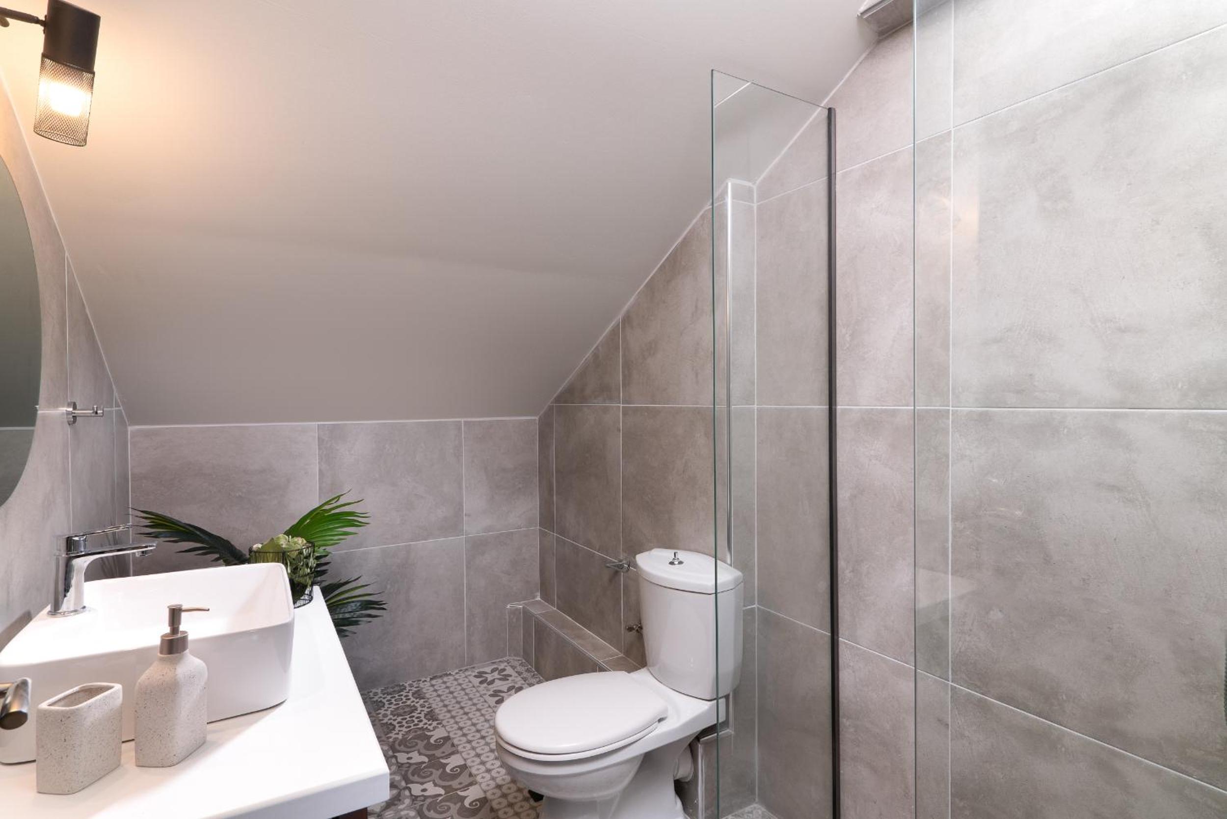 ELLE Rooms & Suites