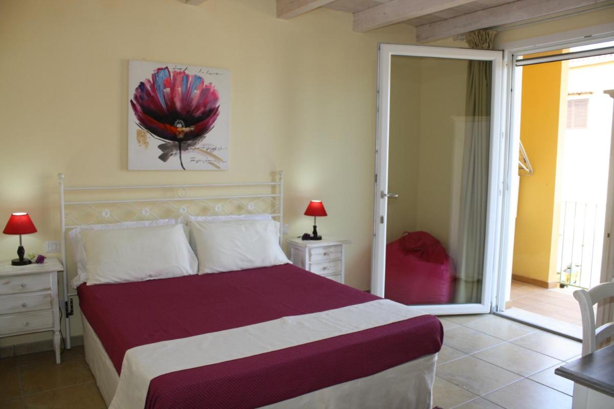 Luigi Apartments&Rooms