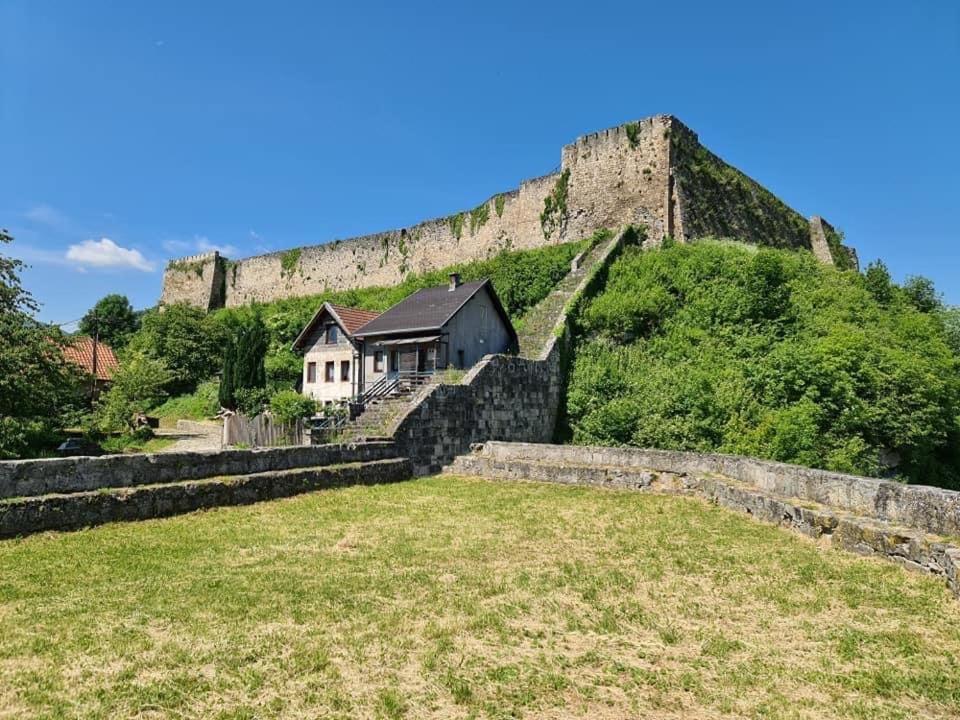 Amar Apartmani, Jajce